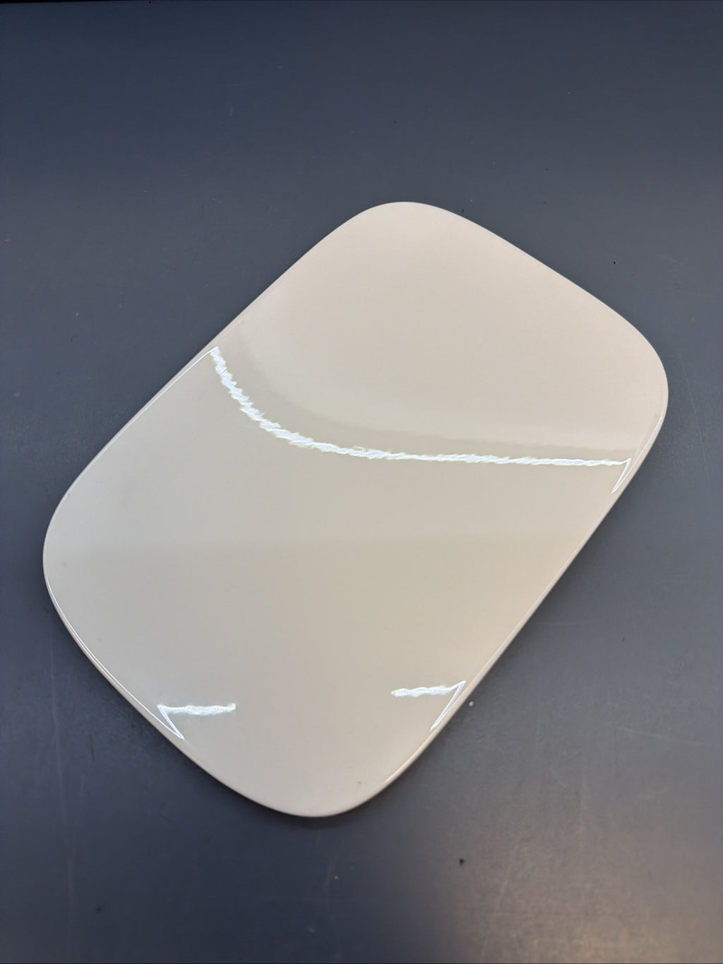 08-13 OEM BMW E82 E88 Rear Fuel Gas Tank Flap Filler Lid Cover Cap WHITE