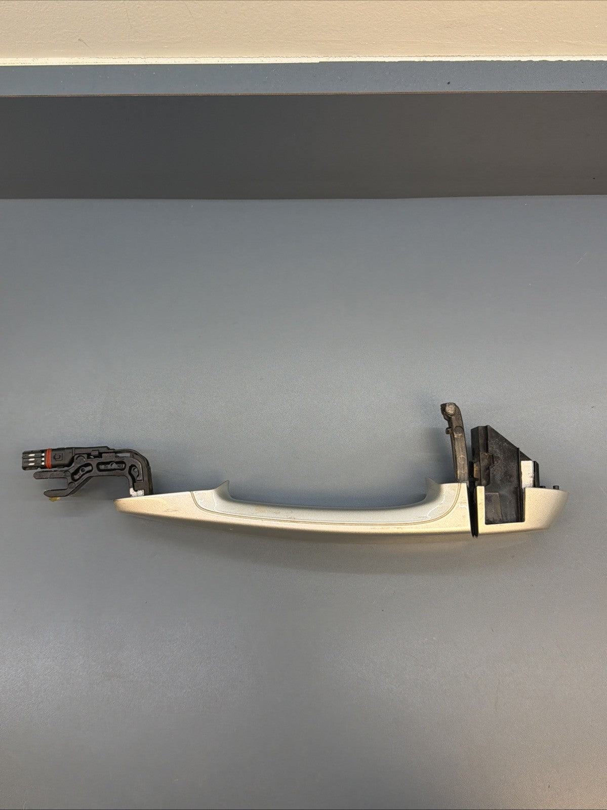 2007-13 BMW E90 E70 FRONT RIGHT DOOR EXTERIOR HANDLE 7138248 SILVER Keyless