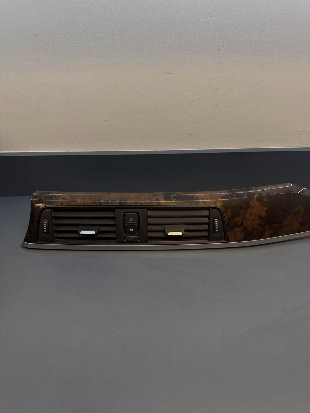BMW 2011-2019 F30 F32 3 4 SERIES RIGHT DASH VENT TRIM WALNUT+SILVER 9231229