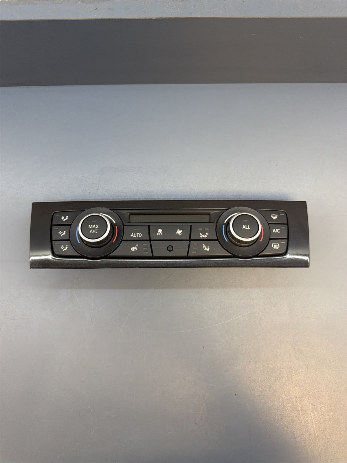 12 13 14 15 BMW X1 3 1 SERIES CLIMATE CONTROL HEATED SEATS OEM 9287624