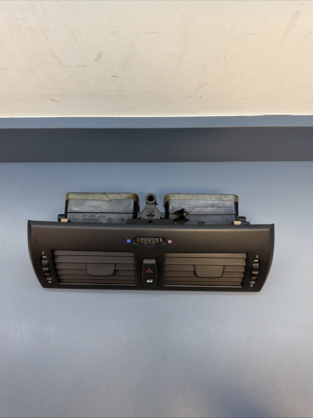2004-2010 BMW X3 E83 CENTER DASHBOARD DASH AC AIR VENT 3400074 OEM