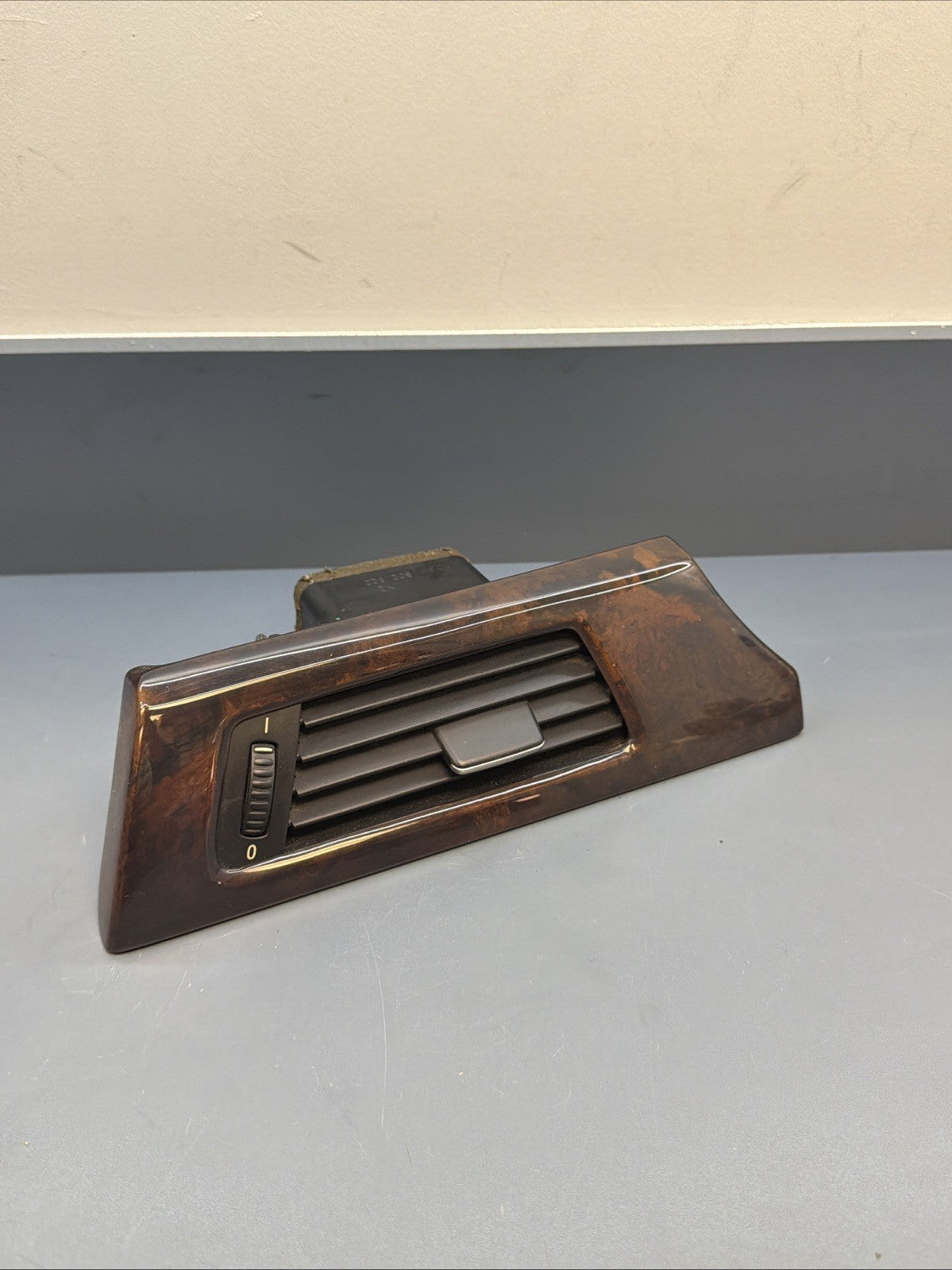 06-13 BMW E90 E92 E93 328i 335i M3 Oem Left Driver AC Vent HVAC 9123297