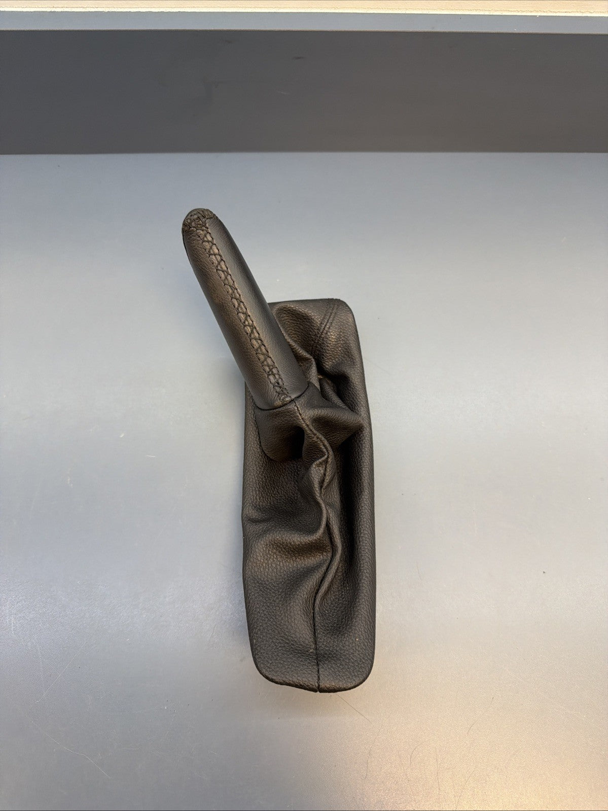 06-13 BMW E90 328i EMERGENCY BRAKE HANDLE BOOT COVER BLACK LEATHER OEM 7137535