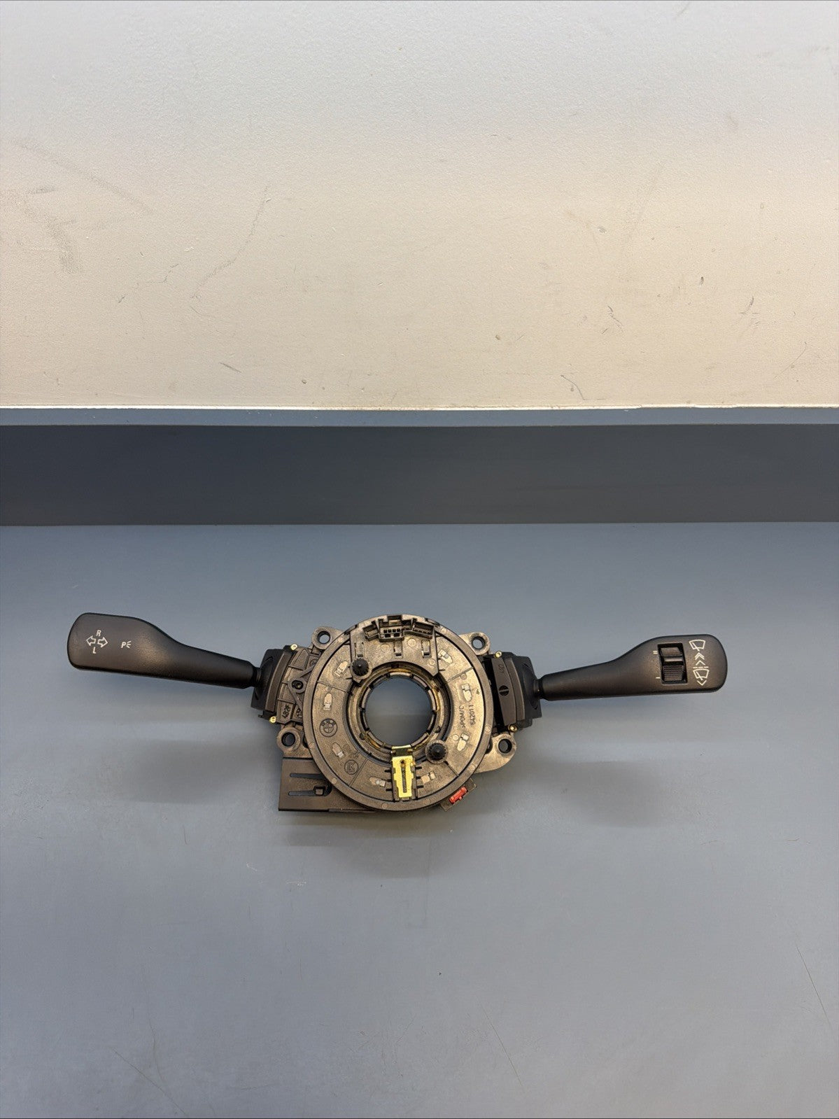 BMW E46 E39 E38 E83 E53 E85 Steering Column Switch Clock Spring Assy OEM 8376444