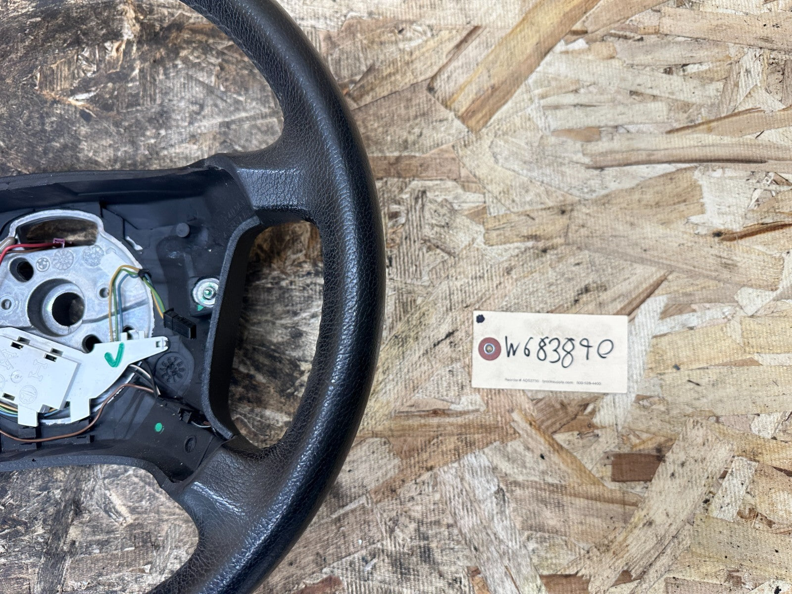 BMW 2003-2006 E83 X3 LEATHER STEERING WHEEL OEM 3411963/3426317