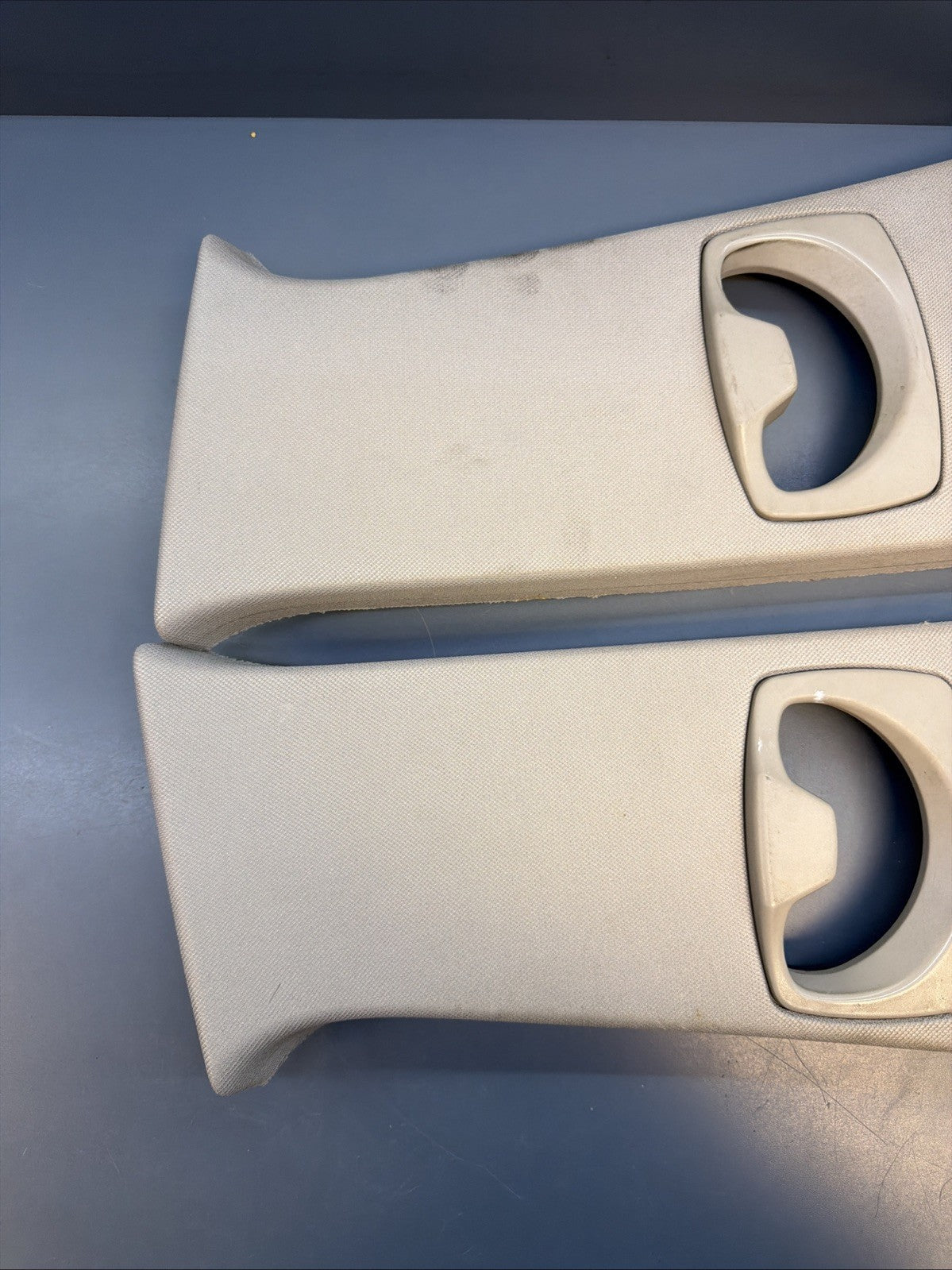 BMW 03-10 E60 5 SERIES LIGHT GRAY B PILLAR TRIM PIECES 2PC OEM 7027088+7027087