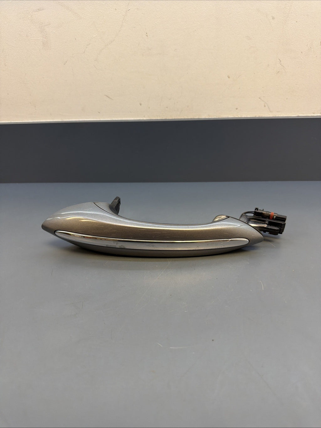 2014-2016 F10 OEM BMW DOOR HANDLE RIGHT REAR KEYLESS 7305283