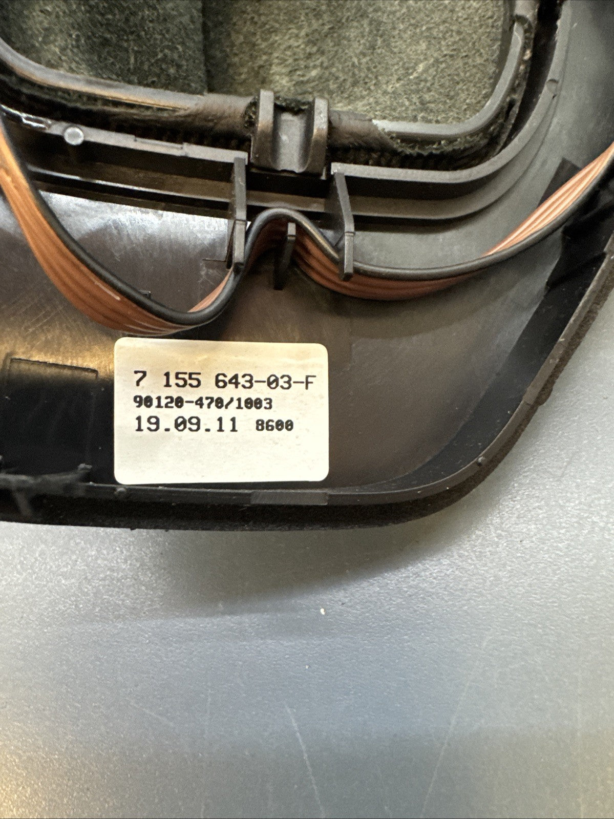 2007-2013 BMW E90 328i Gear Shifter Cover W Trim Indicator 7155643