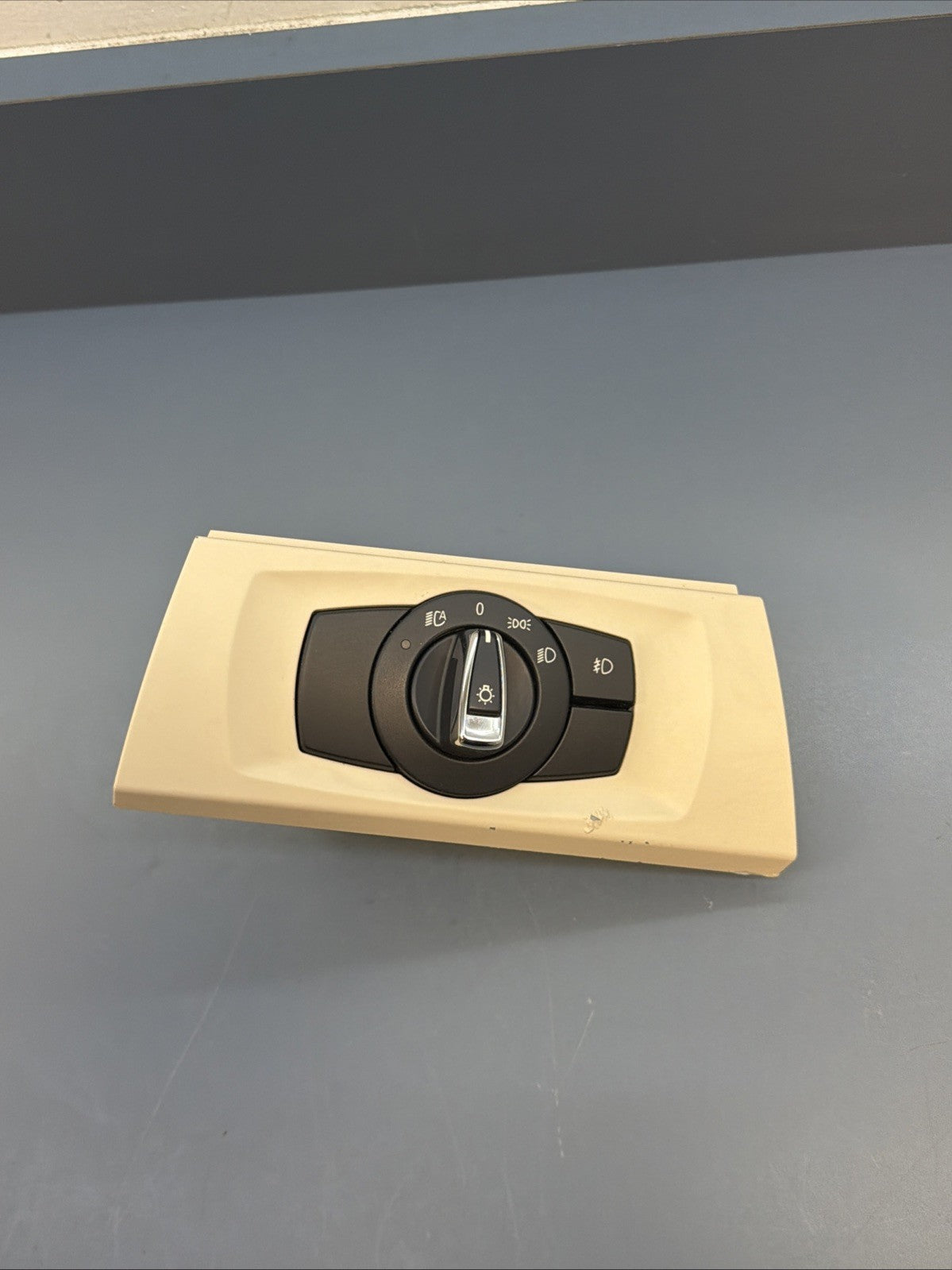 06-12 BMW E90 E92 E93 328i 335i HEADLIGHT CONTROL SWITCH UNIT BEIGE 9169410 OEM