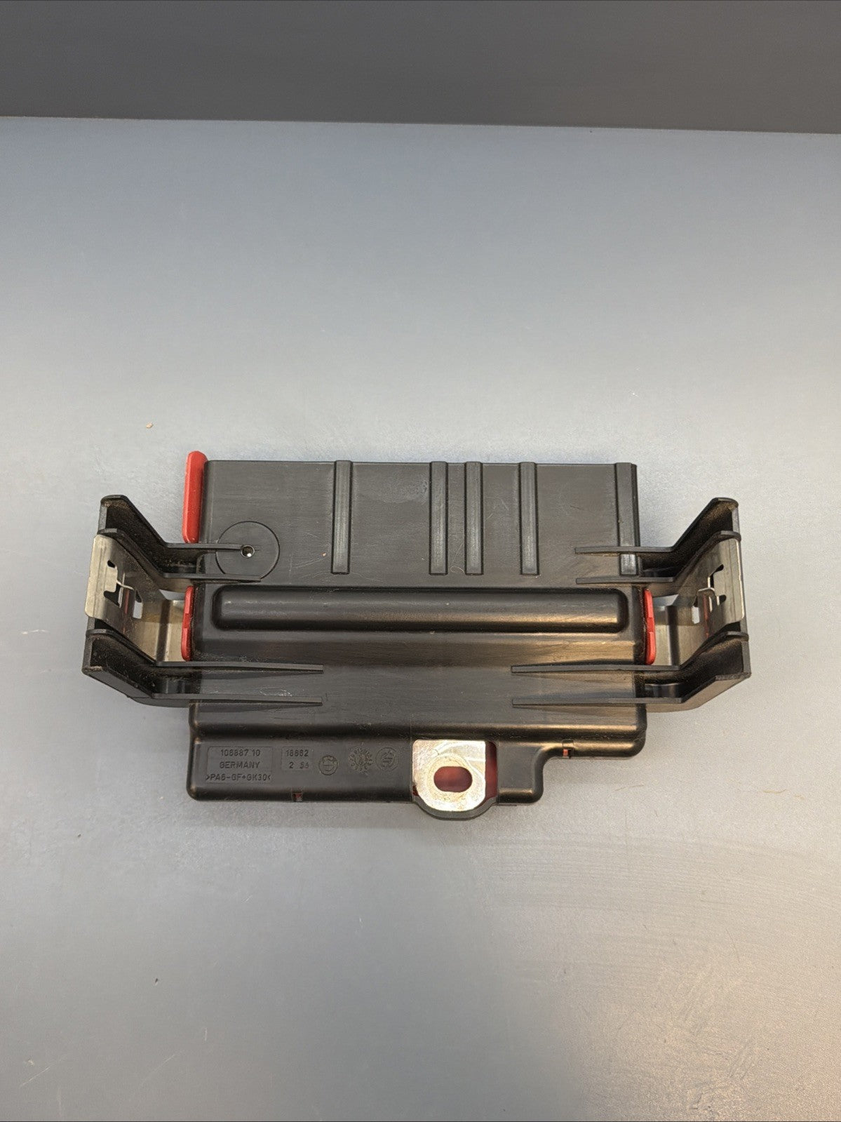 BMW X1 E81 E82 E84 E87 E88 E90 E91 E92 Power Distribution Box Fuse Unit 6942912