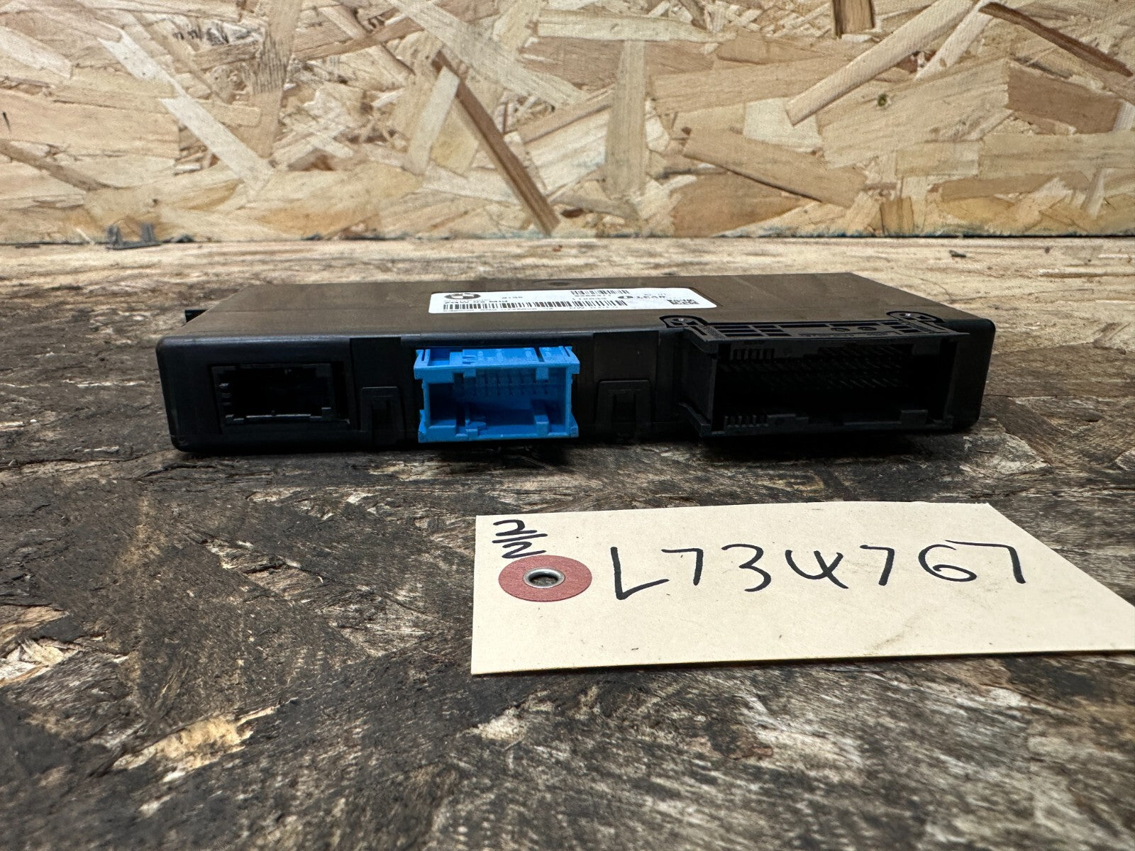 BMW 2011-2017 F25 X3 CENTRAL GATEWAY CONTROL MODULE LEAR OEM 9266411