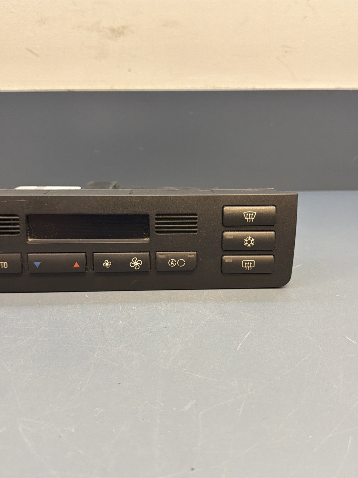 00-06 BMW E46 3 SERIES FRONT A/C HEATER CLIMATE TEMPERATURE CONTROL OEM 6914009