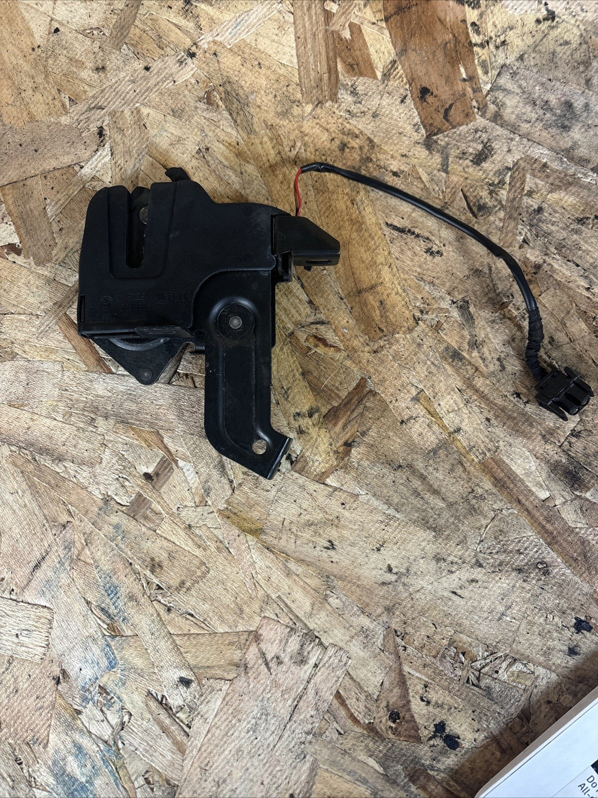 BMW E46 Convertible Lid Flap Latch Lock Right 8248314 00-06 323 325 328 330 M3