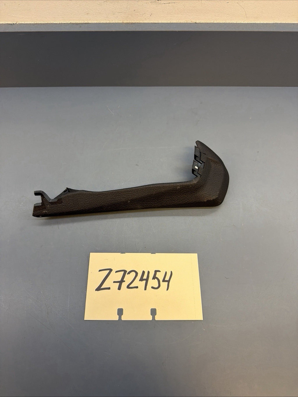 OEM BMW 650i F12 F13 Center Console Decorative Cover Trim 105036010 L OEM