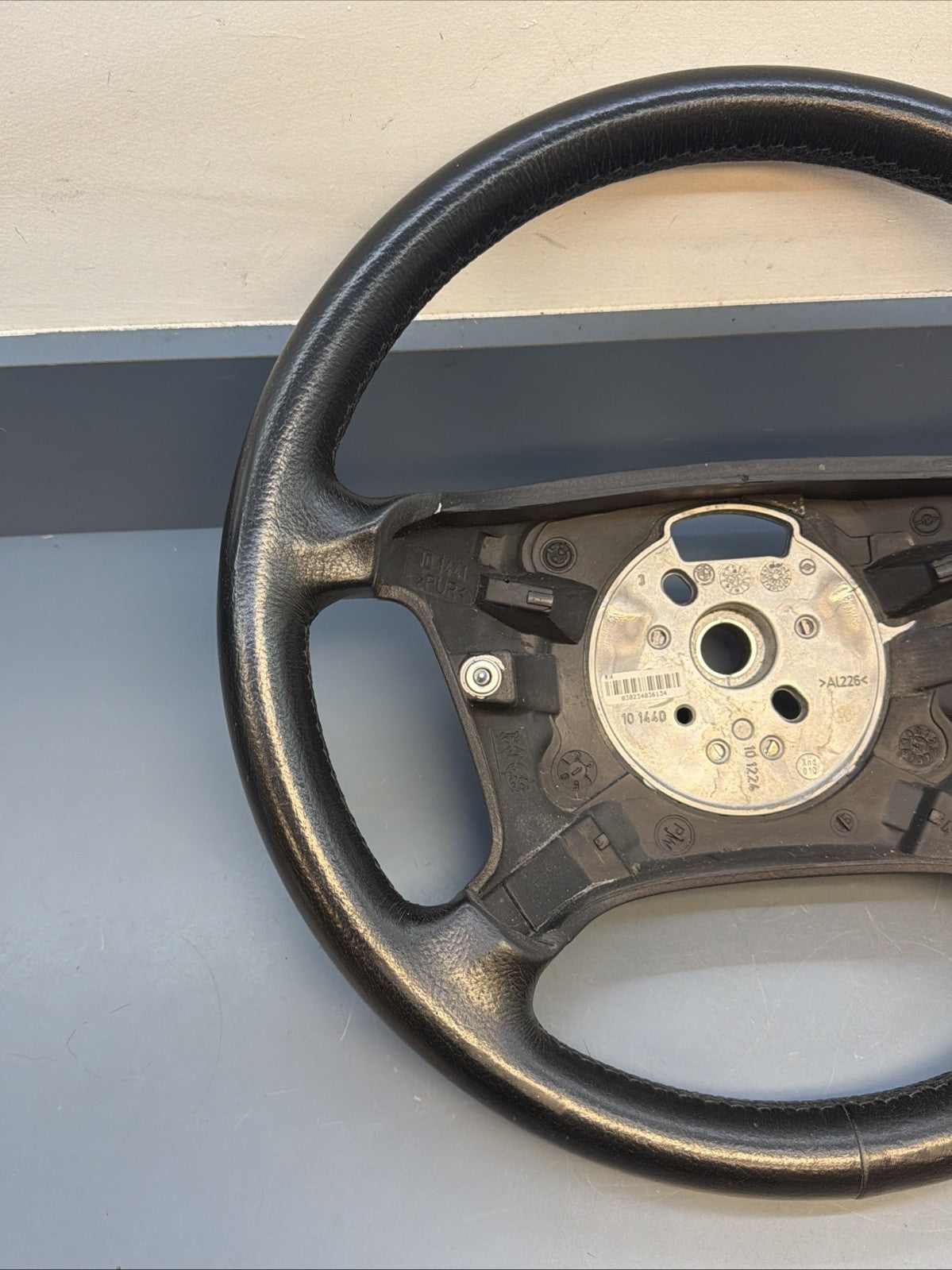 99-06 BMW OEM 330XI STEERING WHEEL W/O CONTROL SWITCHES LEATHER BLACK 6753947
