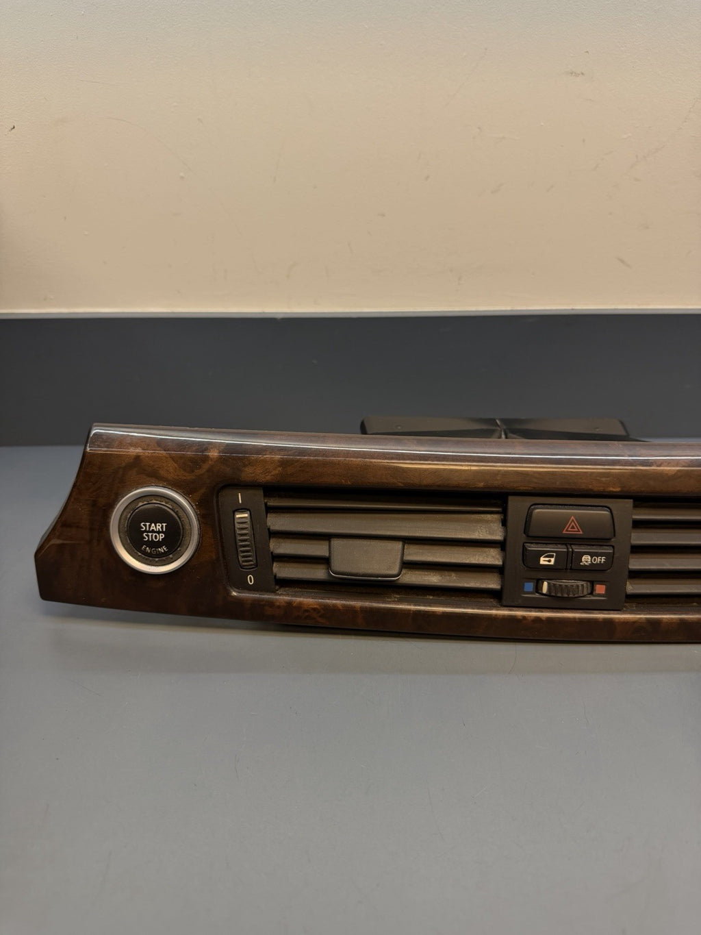 07-13 BMW 335i E90 E92 Center Dashboard Trim Panel Wood Grain Vents 6985540