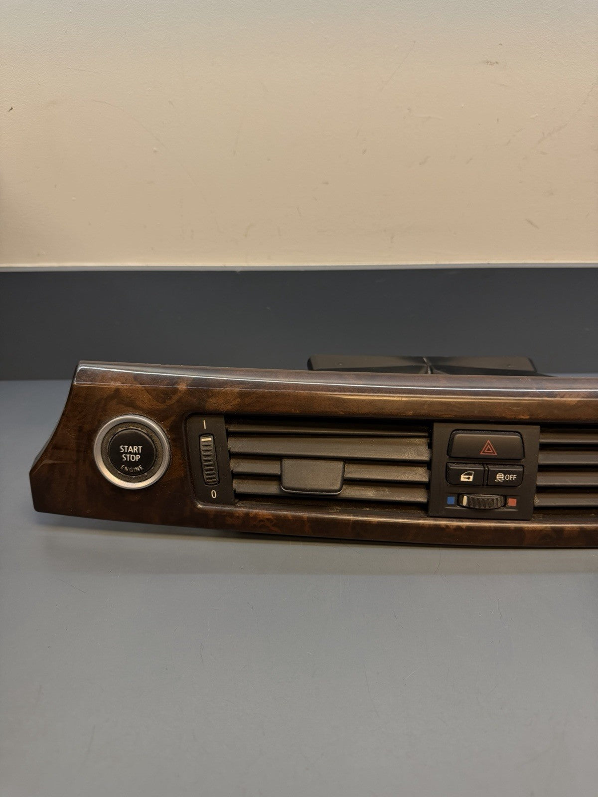 07-13 BMW 335i E90 E92 Center Dashboard Trim Panel Wood Grain Vents 6985540