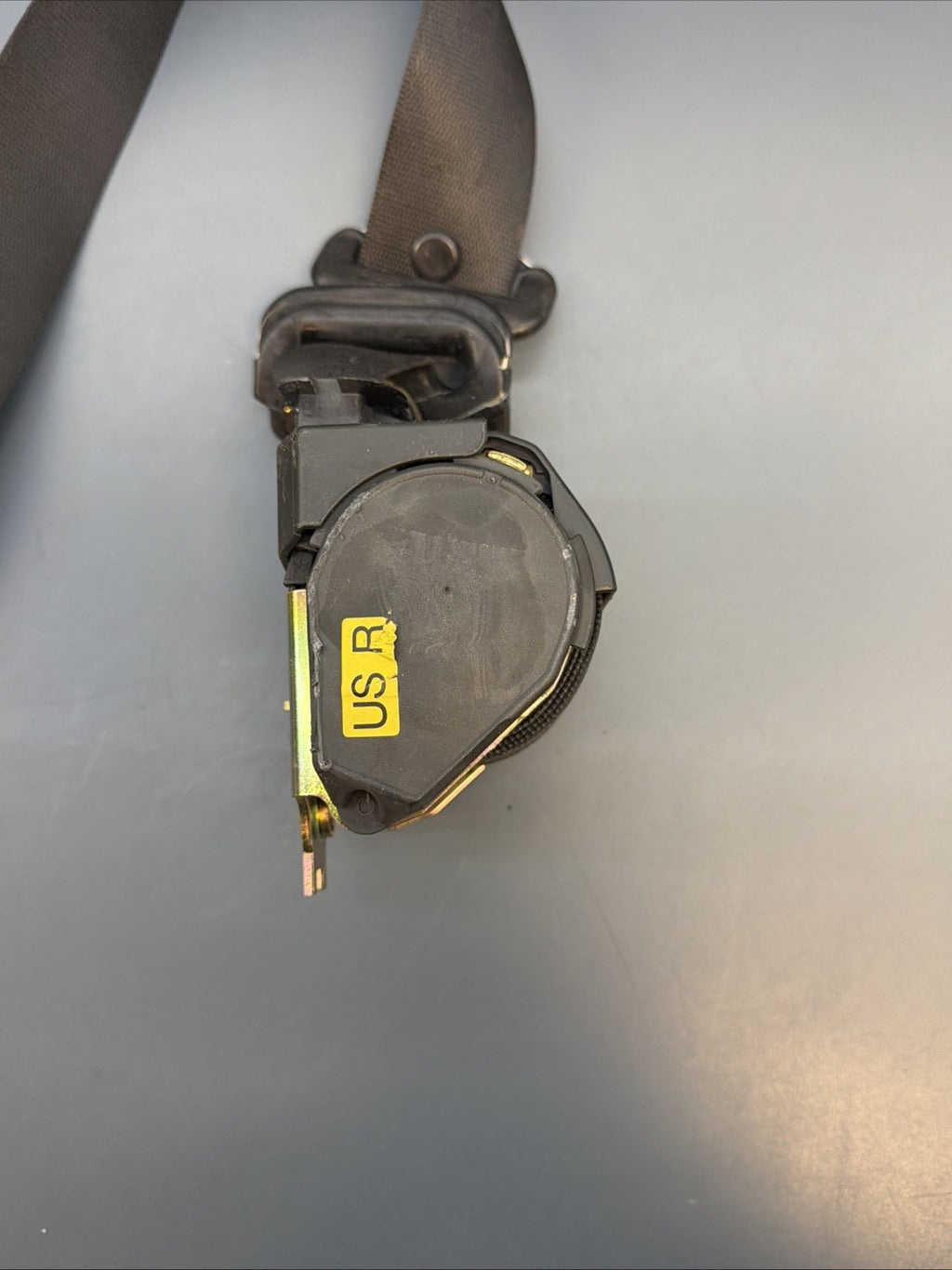 OEM FRONT RIGHT SEAT BELT RETRACTOR FOR 1997 1998 1999 2000 BMW 540I 566172801