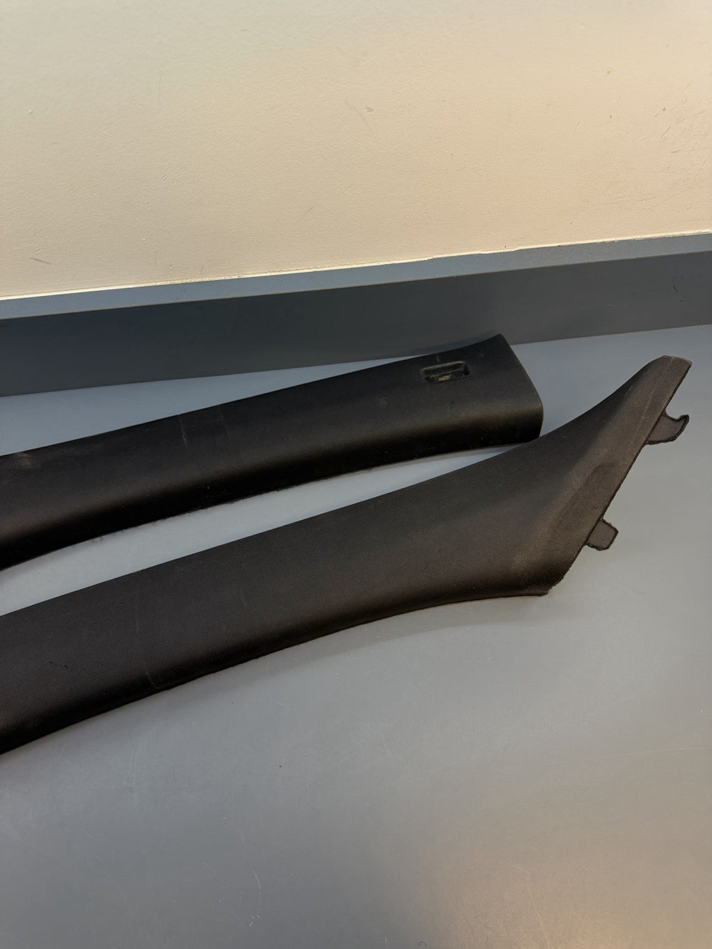 BMW E90 335xi Series 4dr Front Left & Right A Pillar Cloth Trim 7058332 7058331