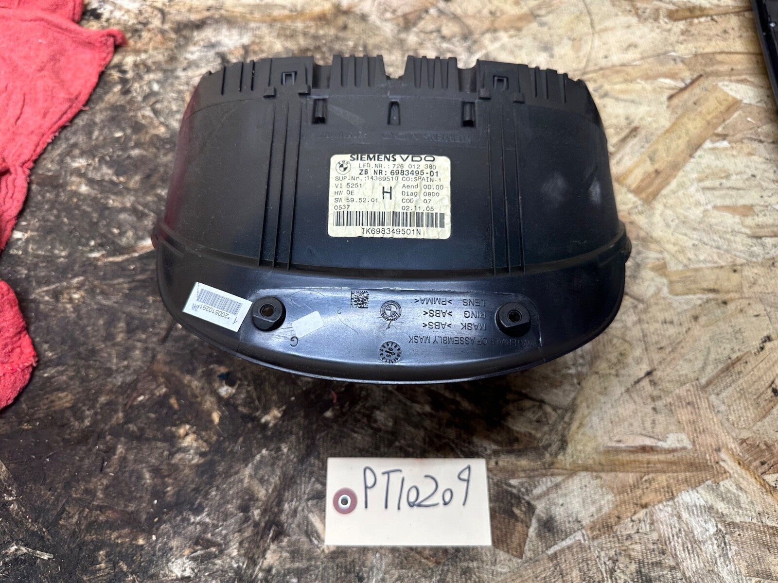 BMW E90 2006-2012 SPEEDOMETER INSTRUMENT CLUSTER MPH OEM 6983495