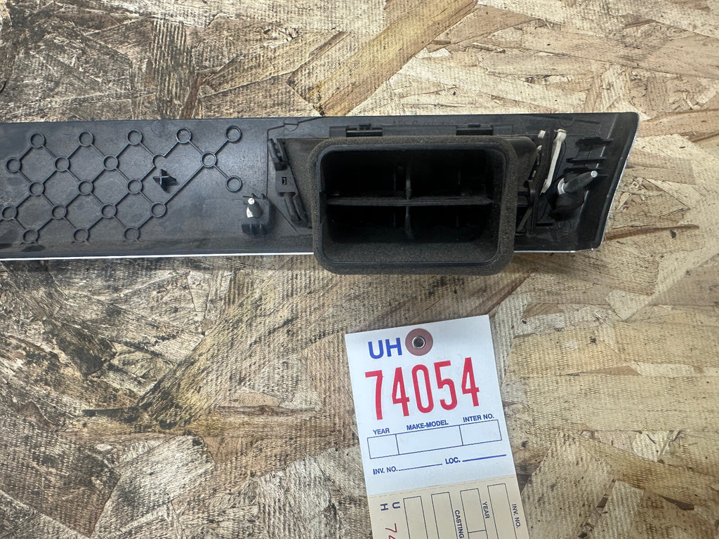 BMW 05-13 E90 3 SERIES RIGHT DASH VENT TRIM ALUMINUM OEM 9147391