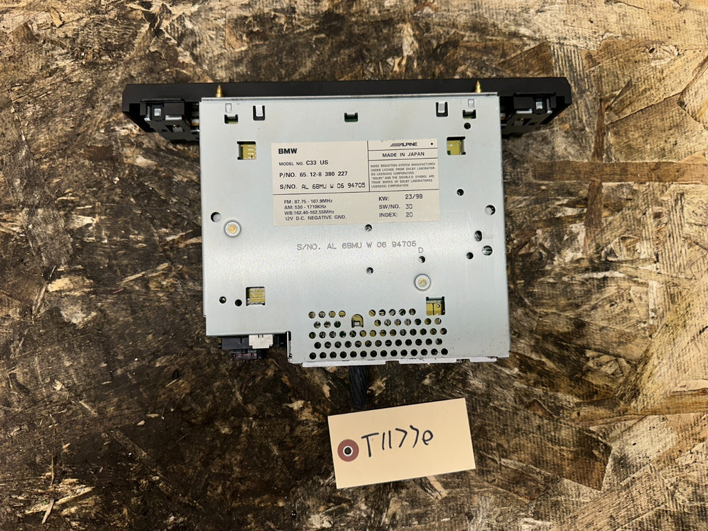 BMW 1997-2003 E39 5 SERIES DASH CASSETTE PLAYER OEM 8380227