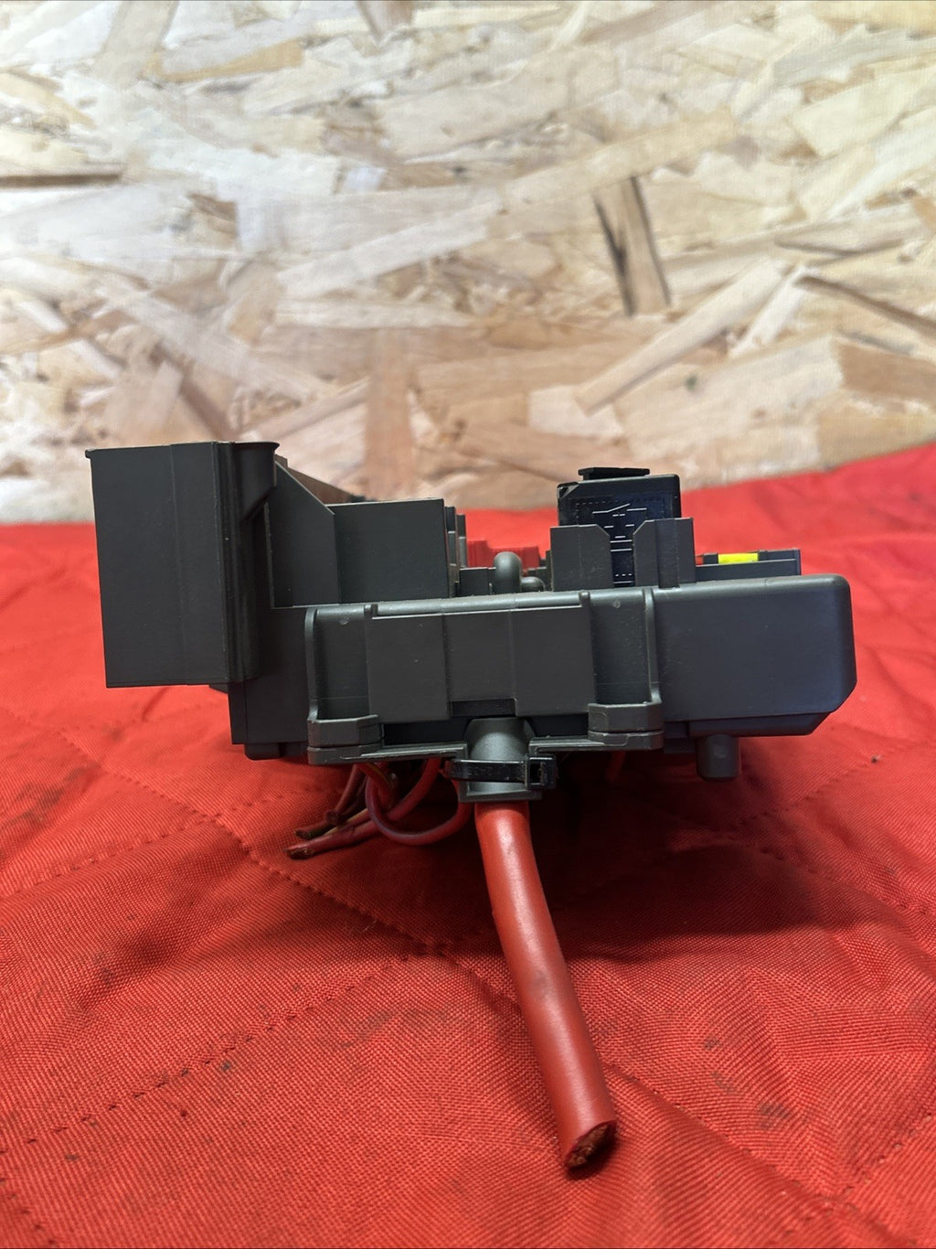 BMW 1 3 X1 Series E90 E91 E84 E87 Fuse Box Front Power Distribution 9119444