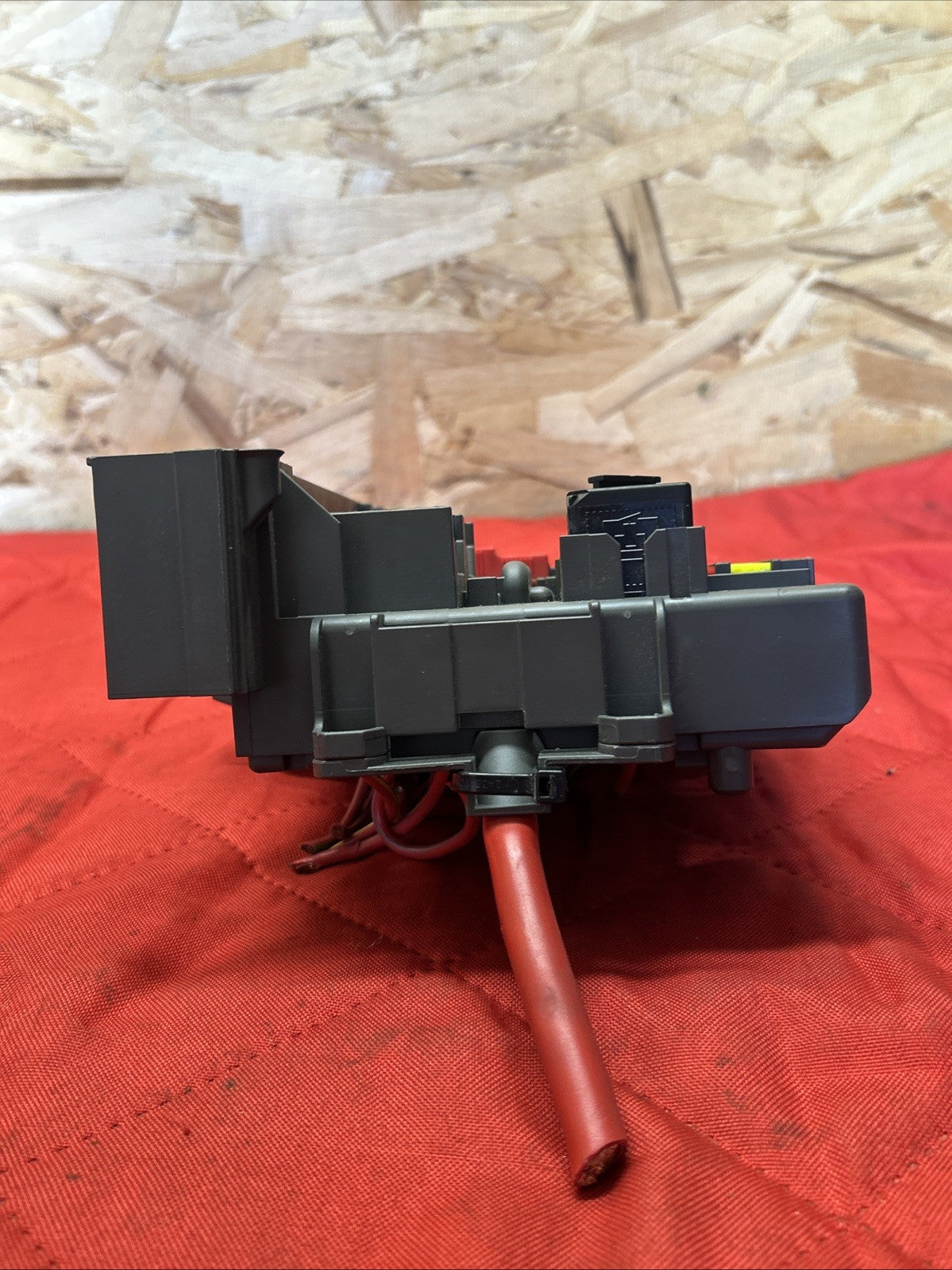 BMW 1 3 X1 Series E90 E91 E84 E87 Fuse Box Front Power Distribution 9119444