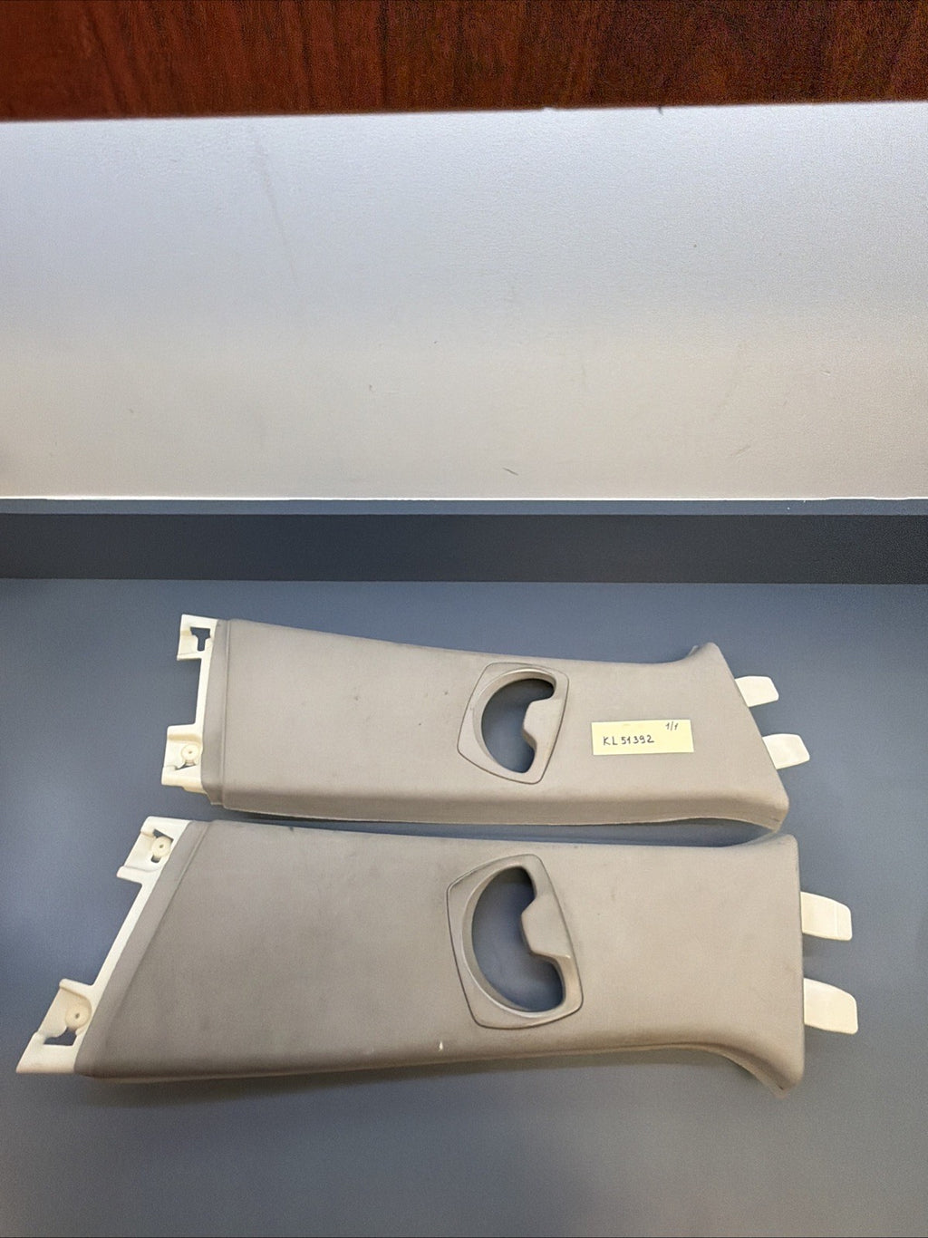 BMW E90 325 328 330 335 Center Middle Upper B Pillar Cover Trims Set OEM 7058336