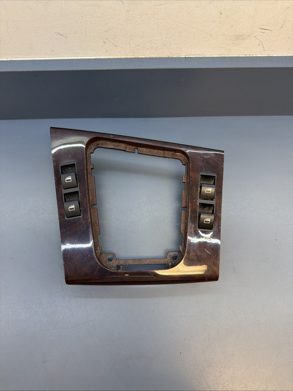 99-06 BMW E46 3-SERIES COUPE SHIFTER BEZEL SURROUND WOOD GRAIN 8214764