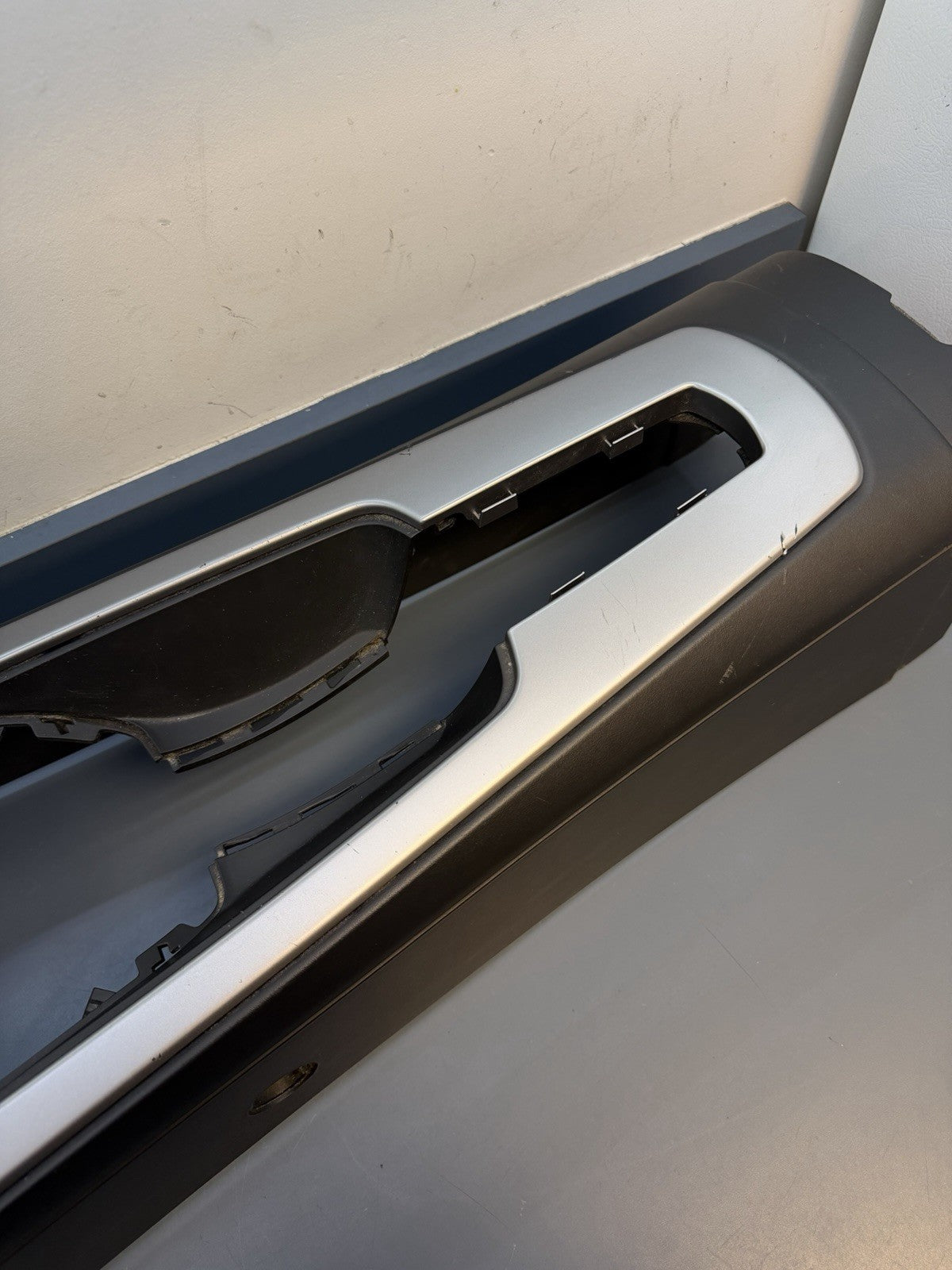 03-08 BMW E85 E86 Z4 Center Console Base Silver Trim Panel Cover OEM 7053115