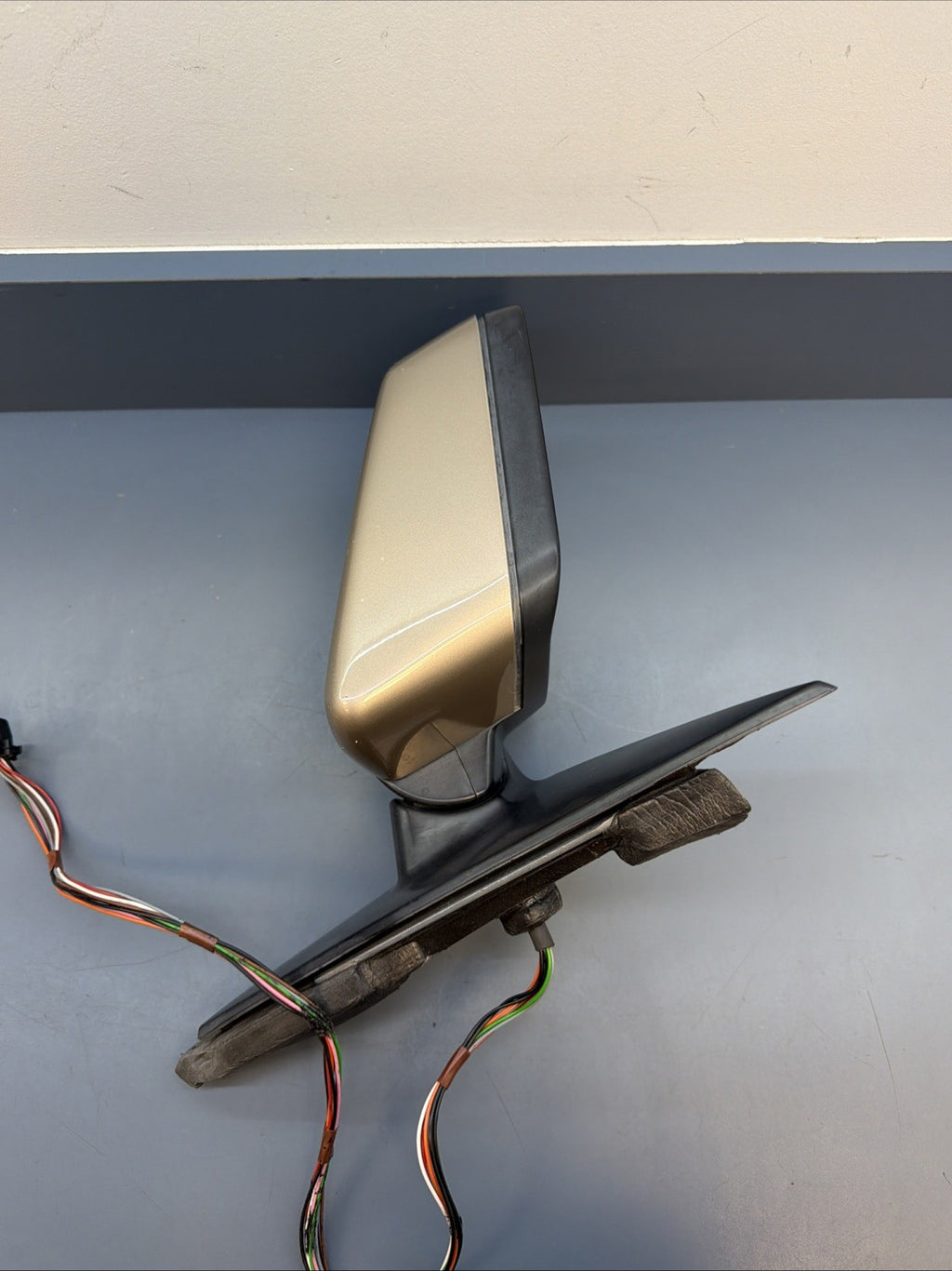 BMW E46 RIGHT PASSANGER SIDE MIRROR COMPLETE OEM BMW 0117351