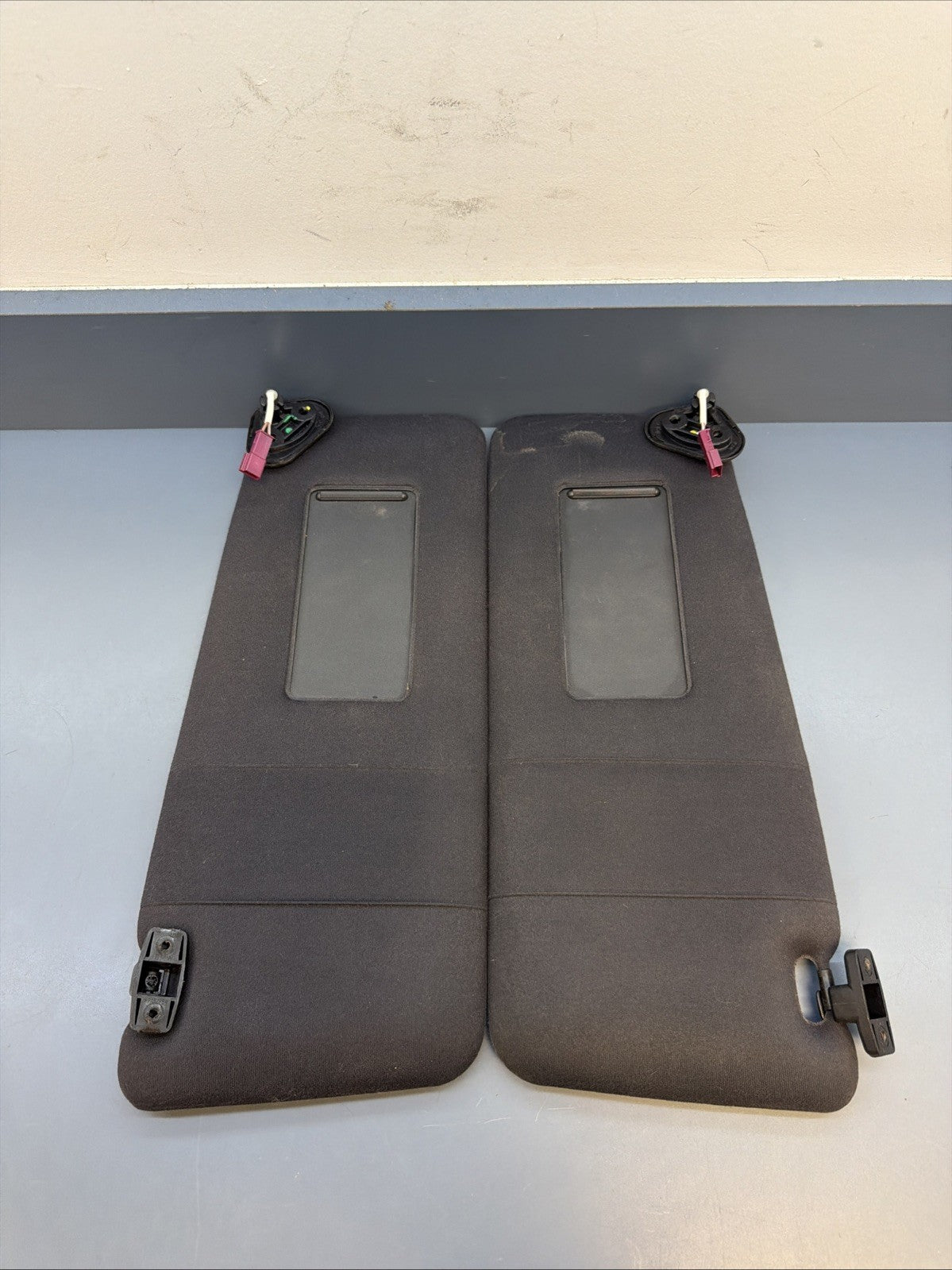 01-06 BMW E53 X5 Right Left Sun Visors Shade Mirror Black OEM