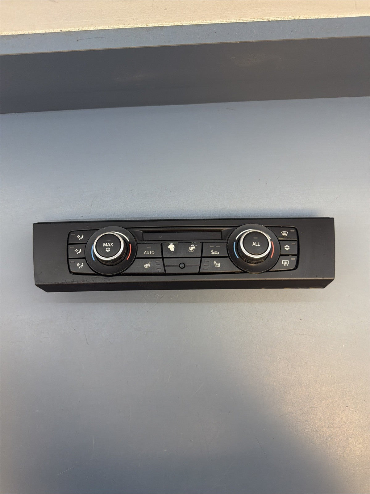 BMW 5-13 E92 E93 3 SERIES AUTOMATIC DIGITAL AC HEATER CONTROL PANEL OEM 9221854