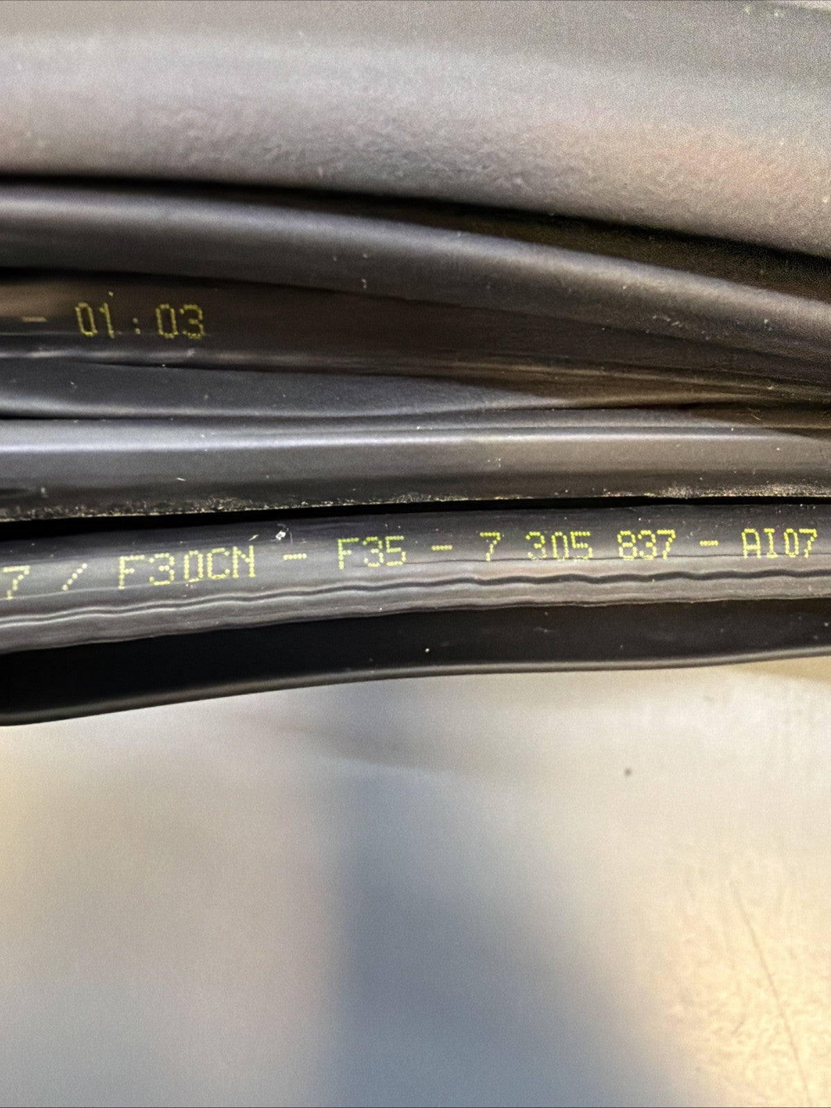 2012 - 2016 BMW 3 328i F30 F80 Front Right Door Seal Rubber 7305837 USED OEM