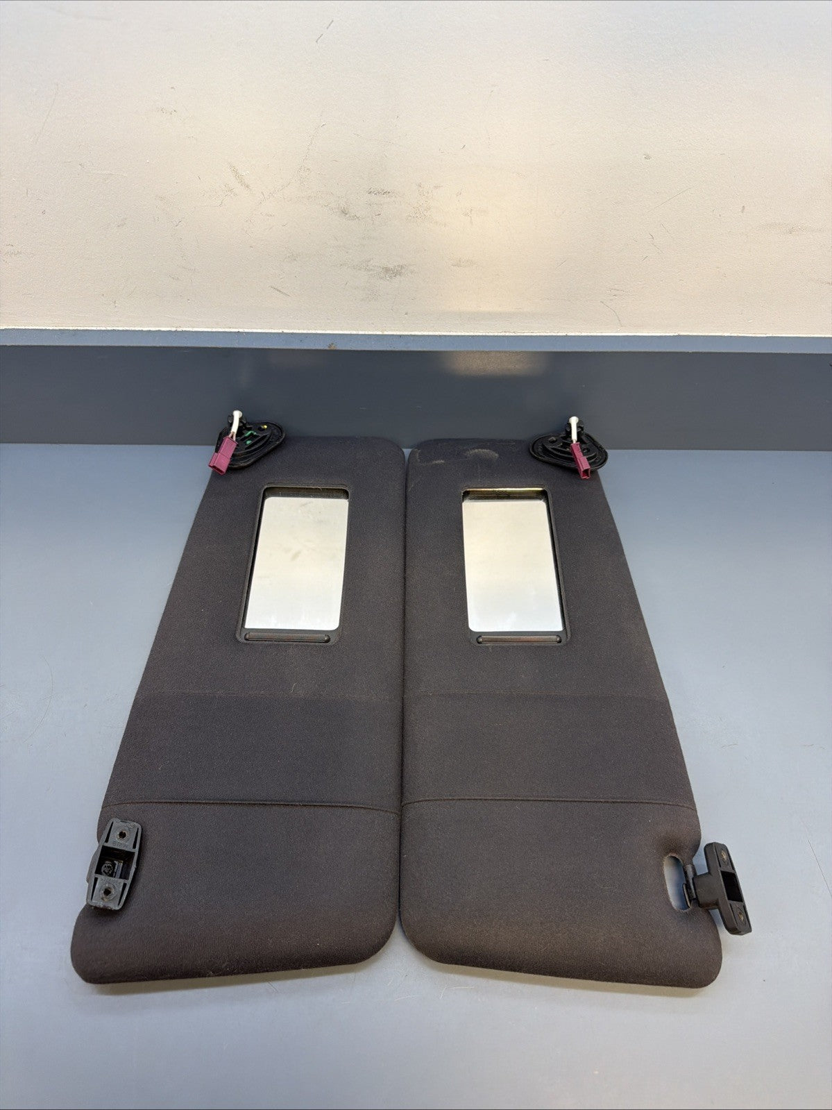 01-06 BMW E53 X5 Right Left Sun Visors Shade Mirror Black OEM