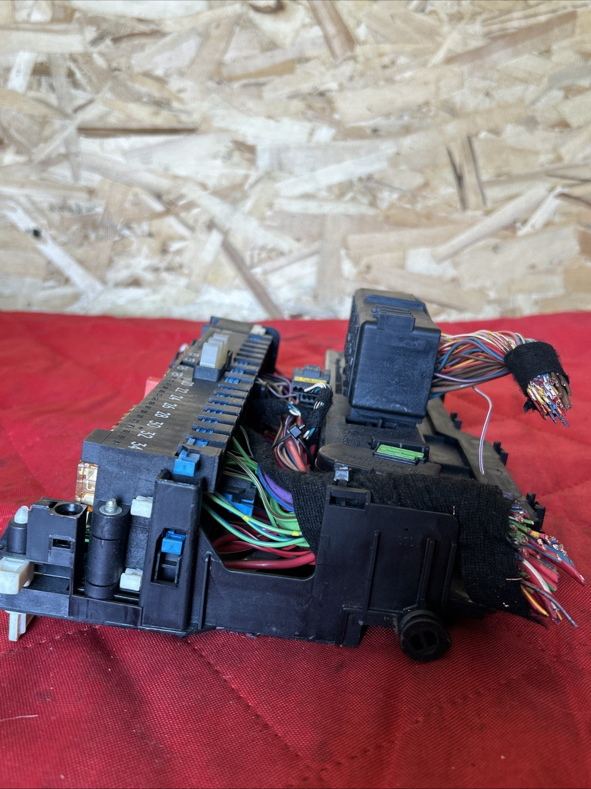 2000-05 BMW 3 Series E46 X3 Glove Box Fuse Relay Box Panel 8364542 OEM