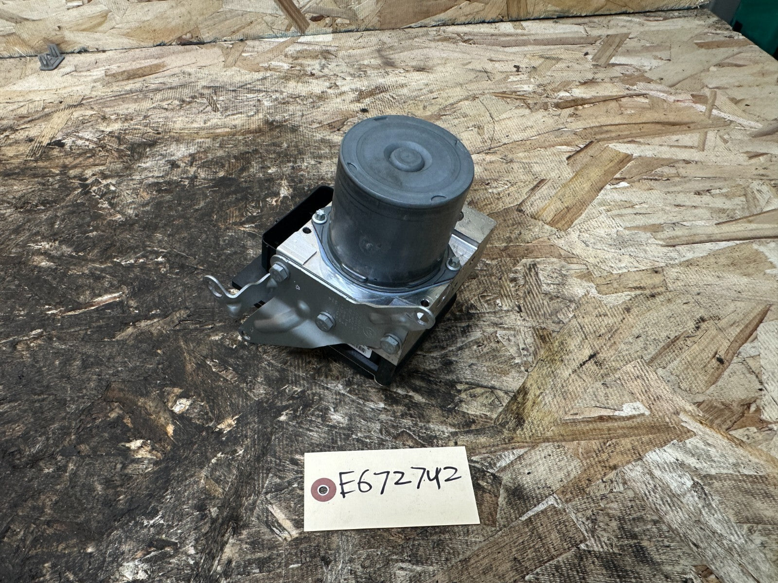 BMW 06-11 E90 ABS ANTI LOCK BRAKE PUMP+CONTROL MODULE OEM 6768550/6780161