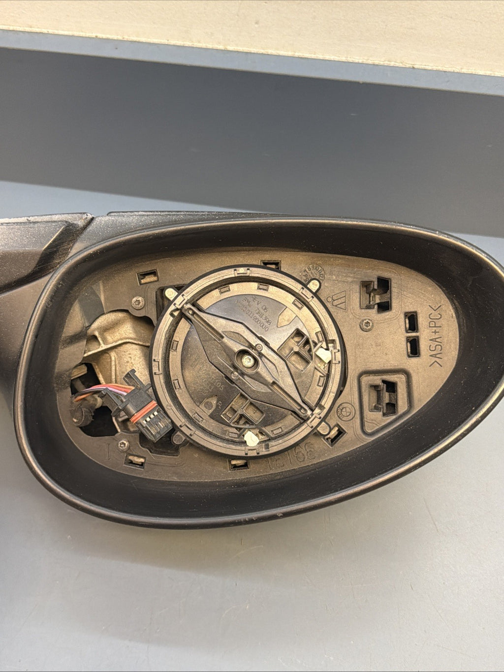 2007-2008 BMW E90 Front Left Driver Side Door Rear View Mirror 7075626 OEM