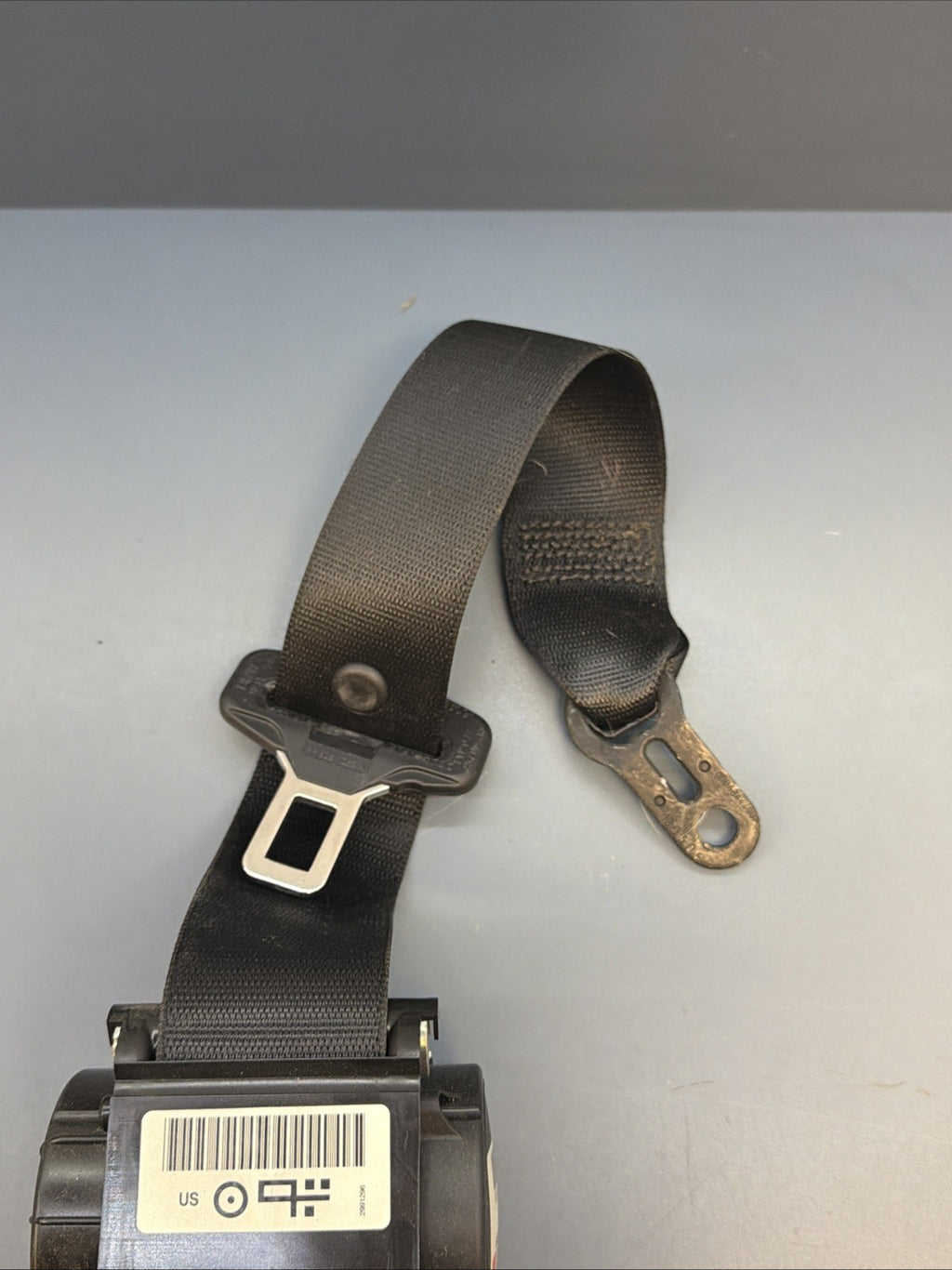 OEM Rear Right Or Left Seatbelt FOR 2012 2013 2014 2015 BMW X1 E84 608201000D