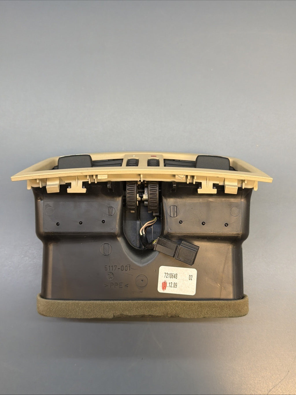 BMW 3 Series E90 Centre Console Vents 7210648 OEM
