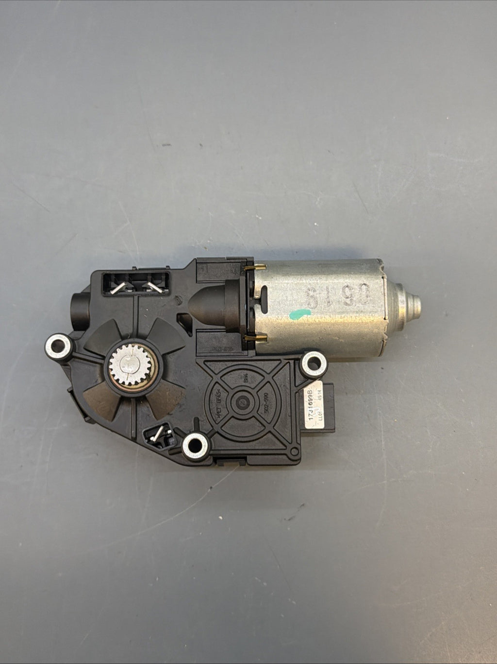 12-18 BMW F30 F34 3-SERIES SUNROOF MOTOR DRIVE UNIT 7316536 OEM