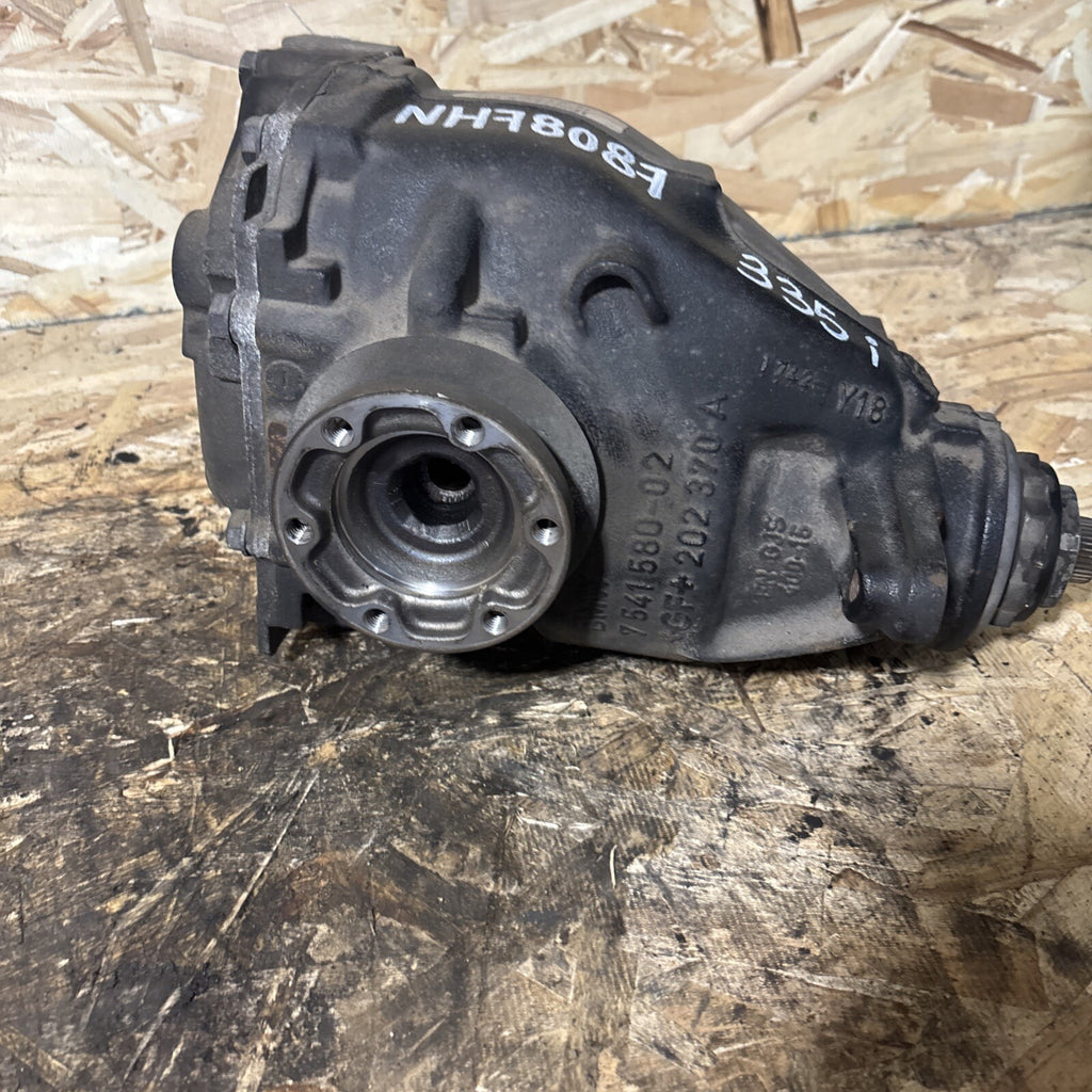 BMW E90 335  REAR DIFFERENTIAL 3 SERIES 3.46 FINAL DRIVE 7572054