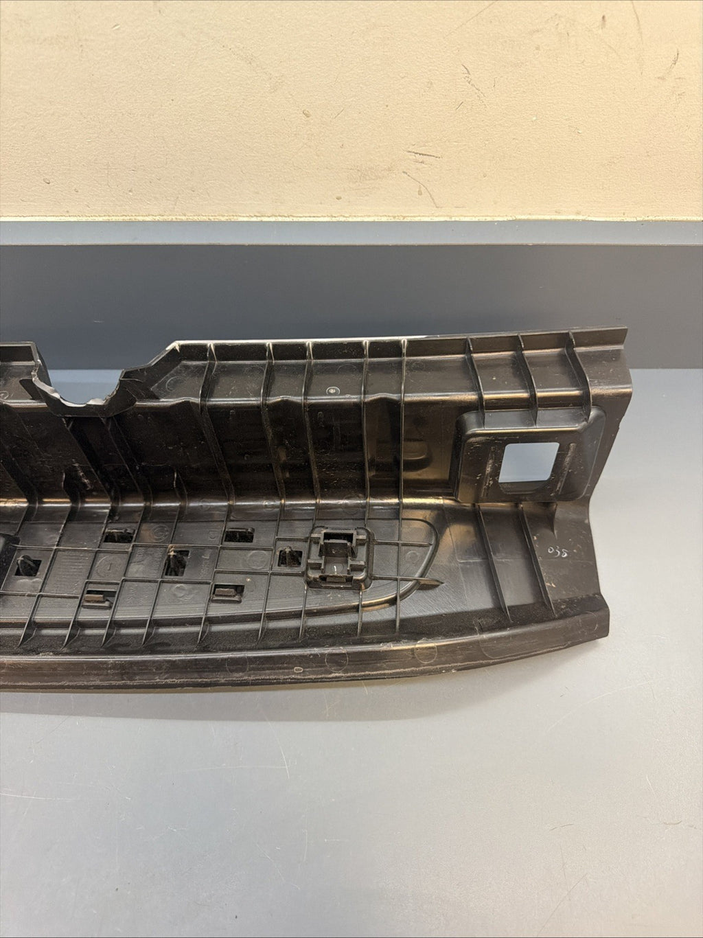 BMW X1 E84 Rear Body Sill Plate *Scratched Scuffs* 51497380881 51492990628