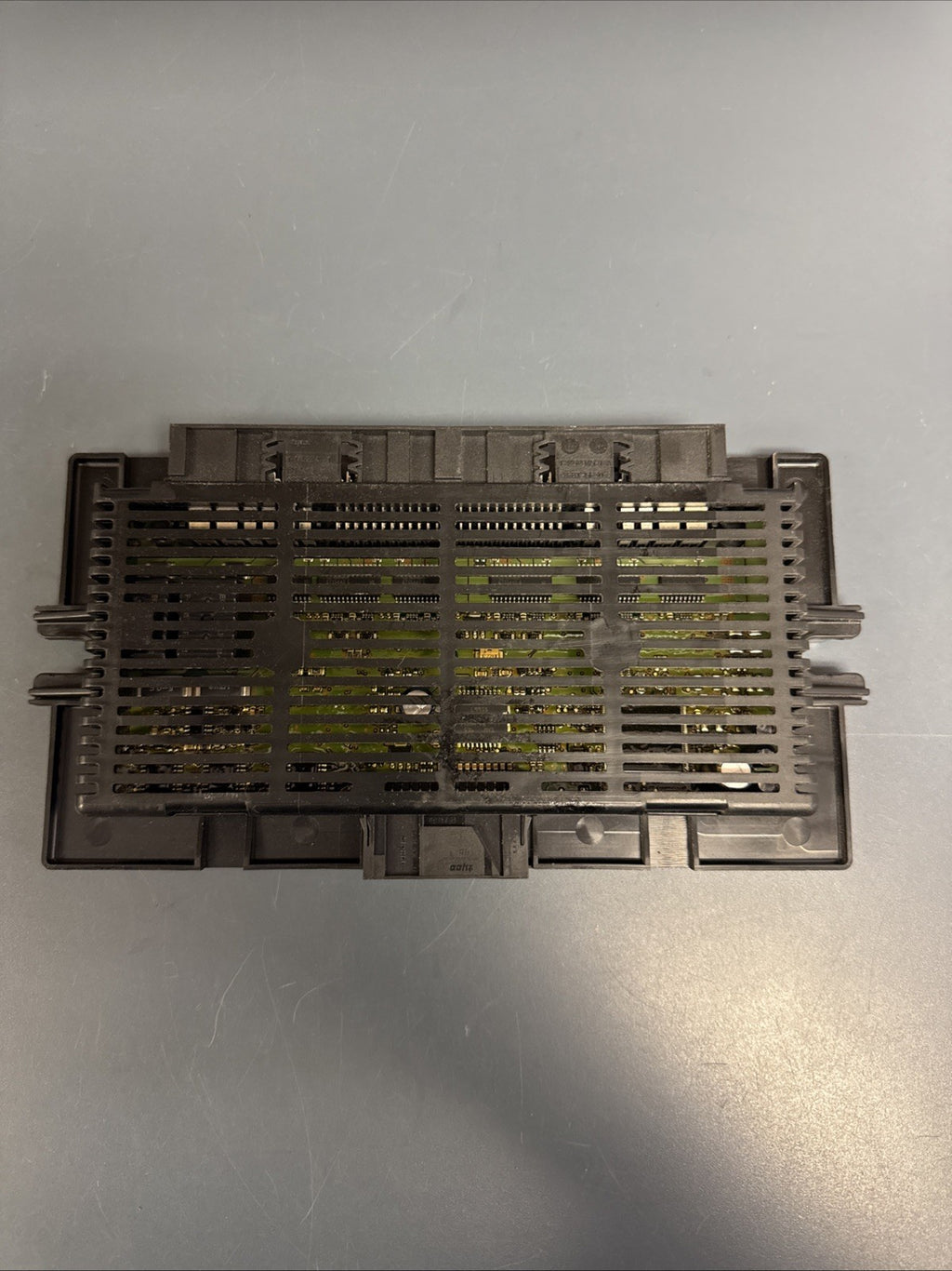 BMW 3 Series E90 Light Module ECU LCM Footwell Module PL2FRMFA 6977723