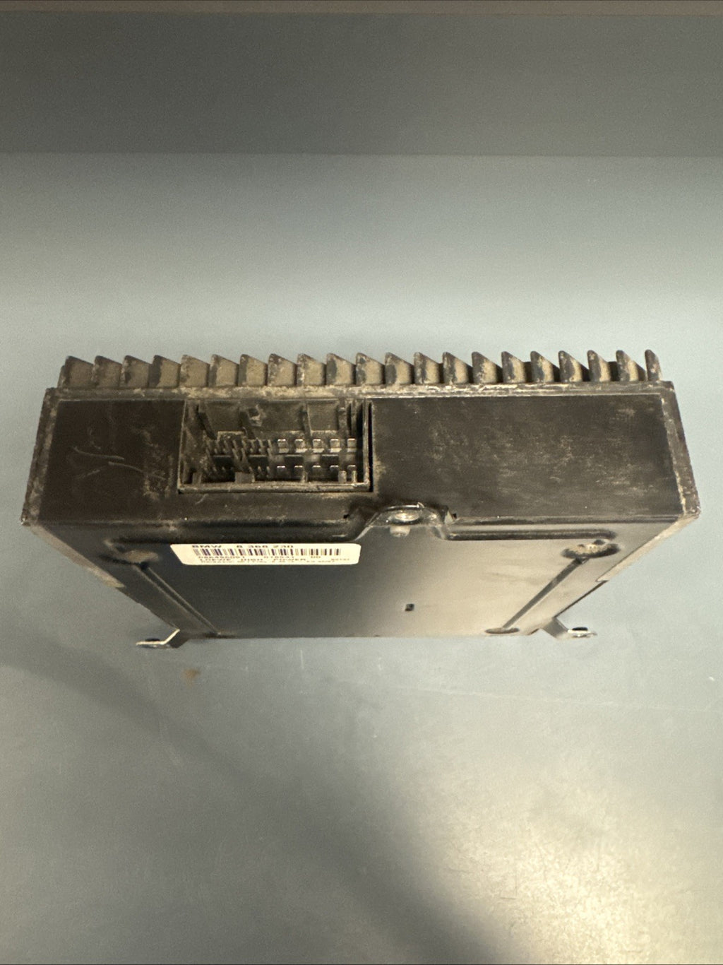 1999 2000 2001 BMW E46 328i AUDIO AMPLIFIER ASSEMBLY LEAR HIFI 8368230