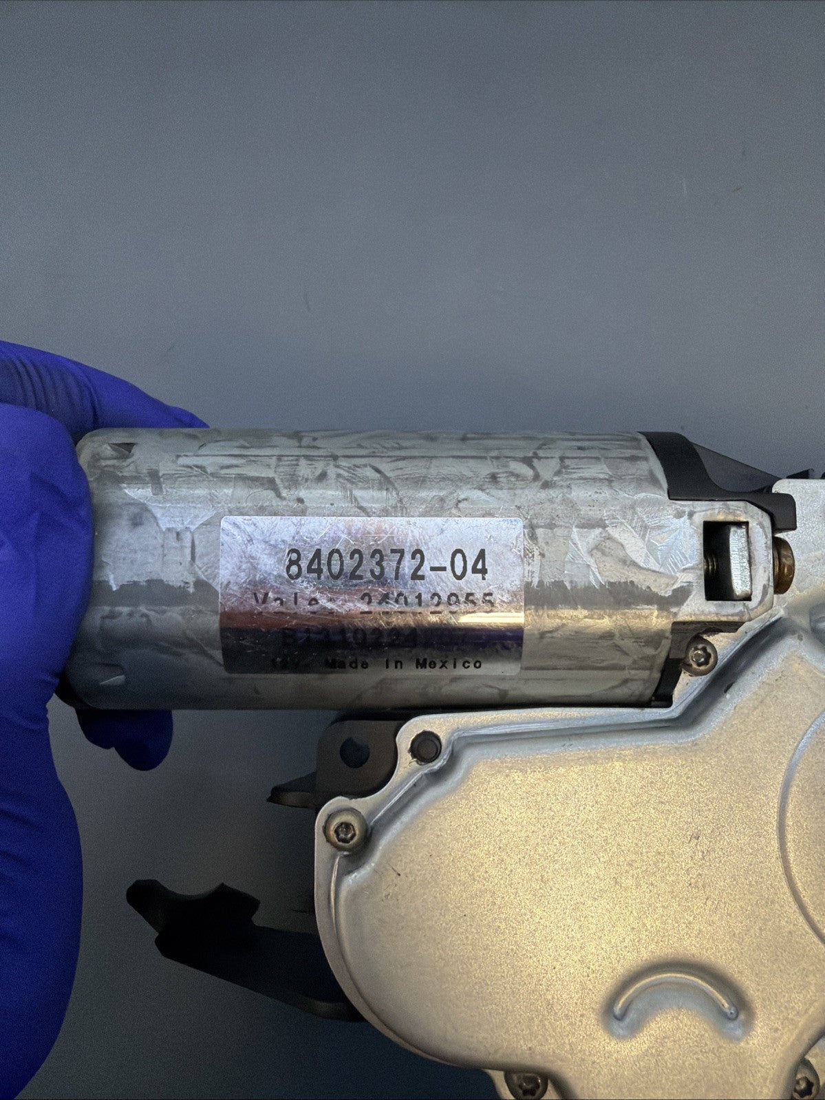 BMW E53 X5 REAR WINDOW WIPER BLADE MOTOR OEM 3.0 4.4 8402372