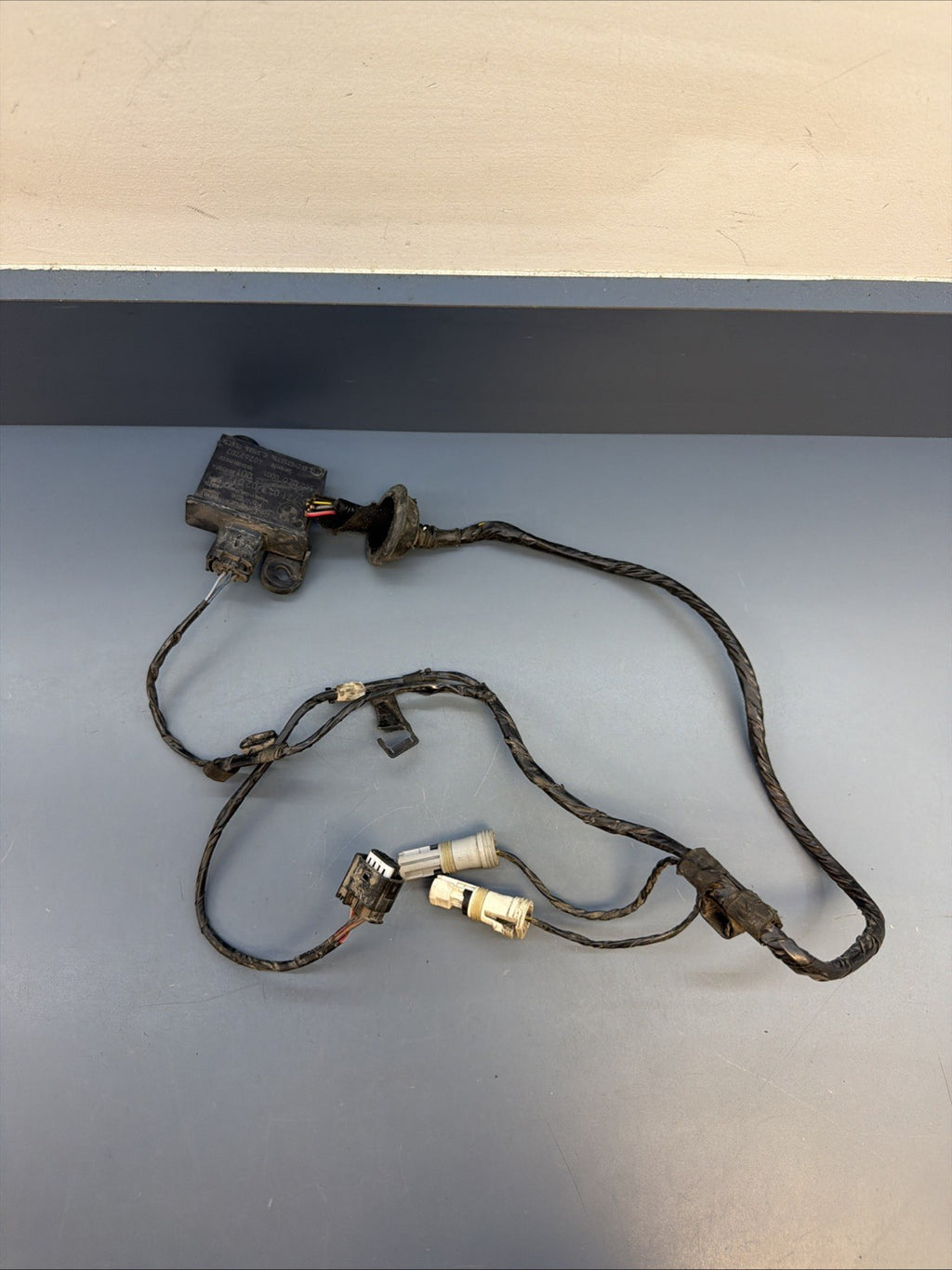 BMW 2006-2013 E9X 3 SERIES TIRE PRESSURE SENSOR CONTROL MODULE OEM 6771042