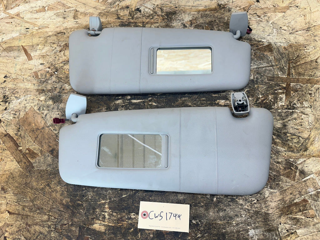BMW 03-10 E60 5 SERIES LIGHT GRAY SUN VISOR OEM 7122862+7122861
