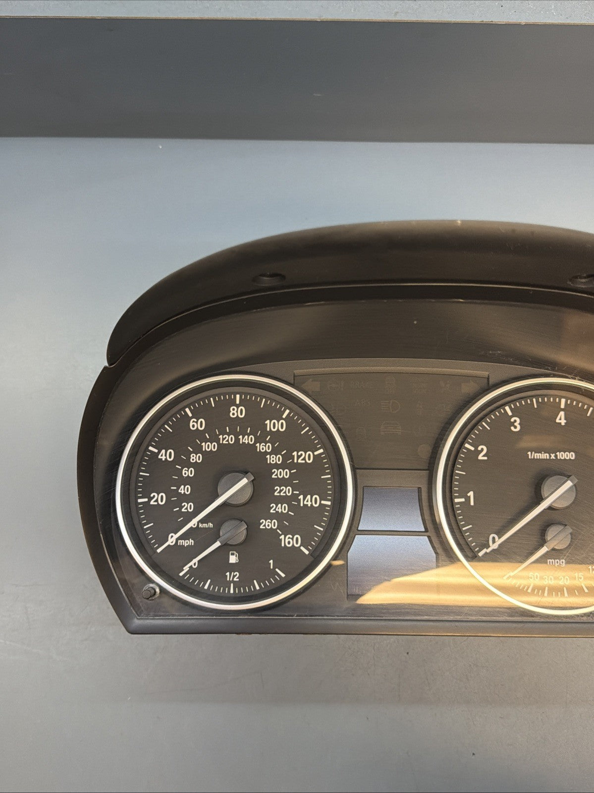 BMW 2006-2012 E90 3 SERIES SPEEDOMETER INSTRUMENT GAUGE CLUSTER MPH 9242367 166K